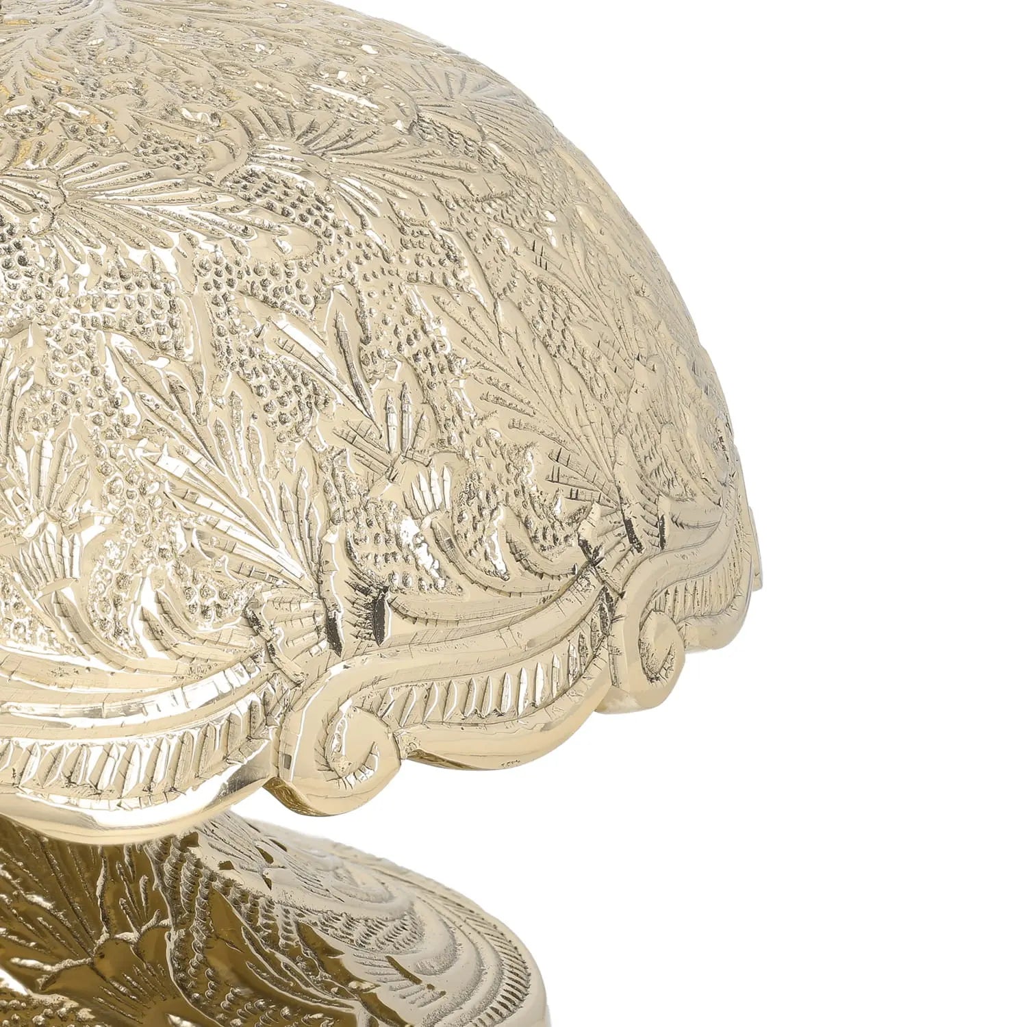 Gong de latón ornamentado con mazo de madera