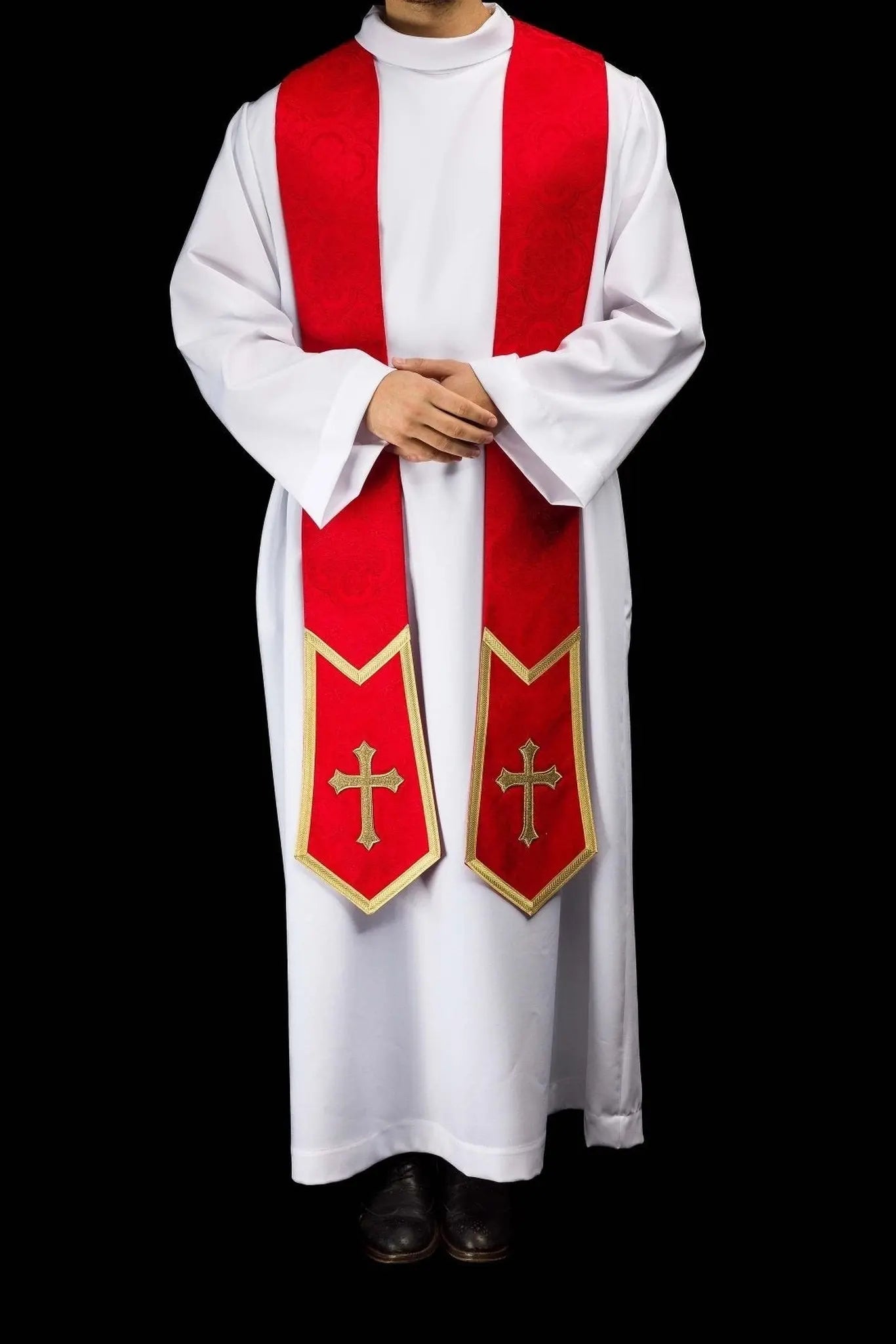 Estola roja de jacquard con Cruz bordada