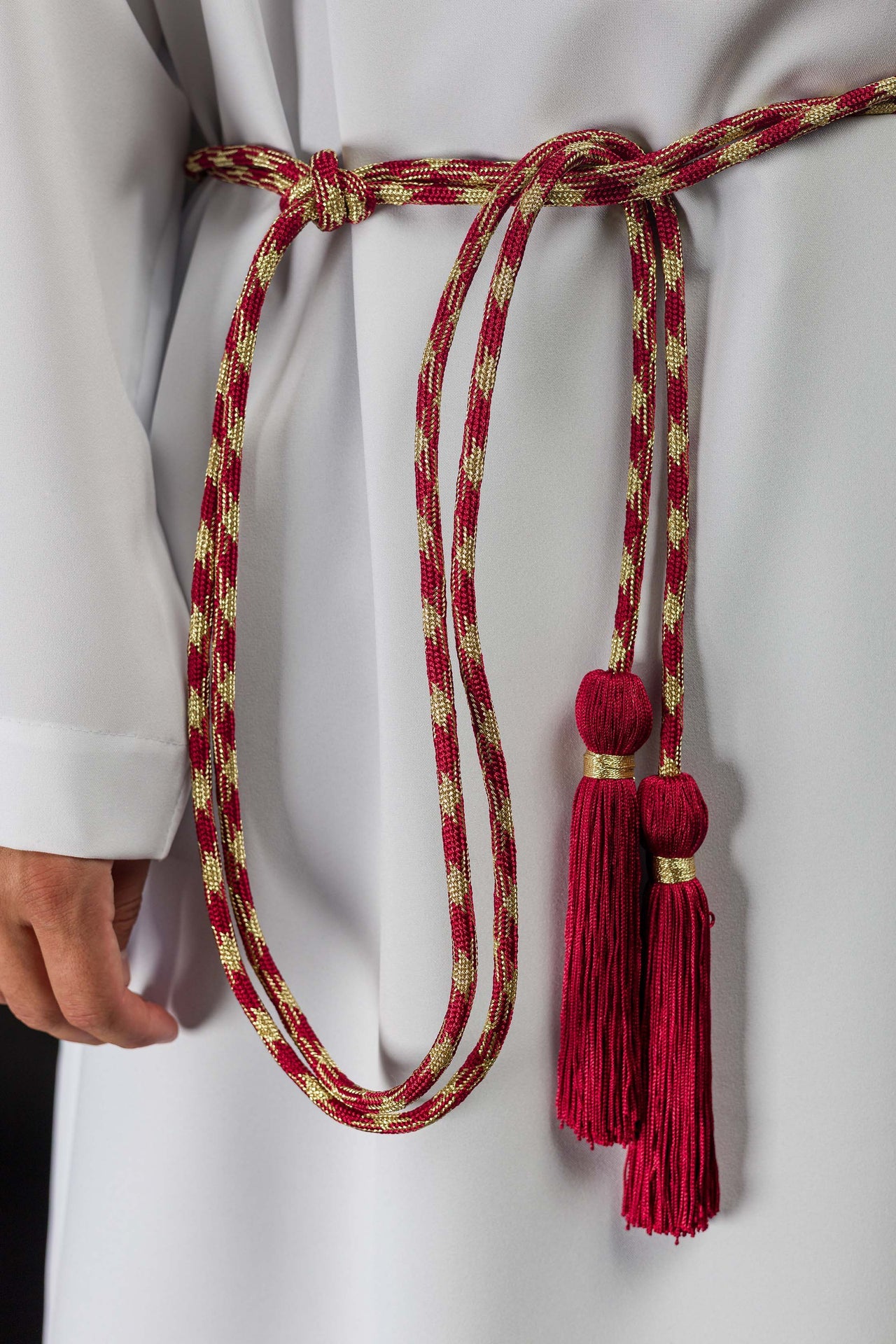 Cingulum litúrgico rojo-dorado