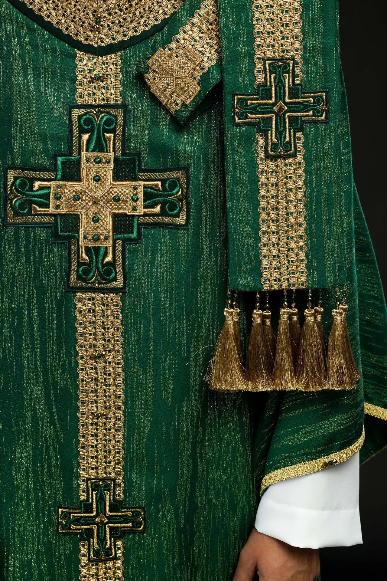 Casulla hecha a mano con piedras naturales hecha a mano 7015 verde