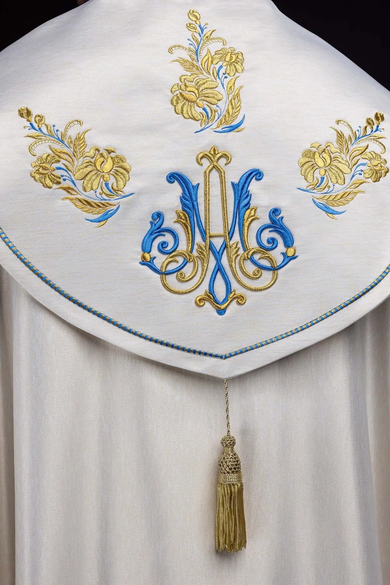Ecru Marian Embroidered Cope