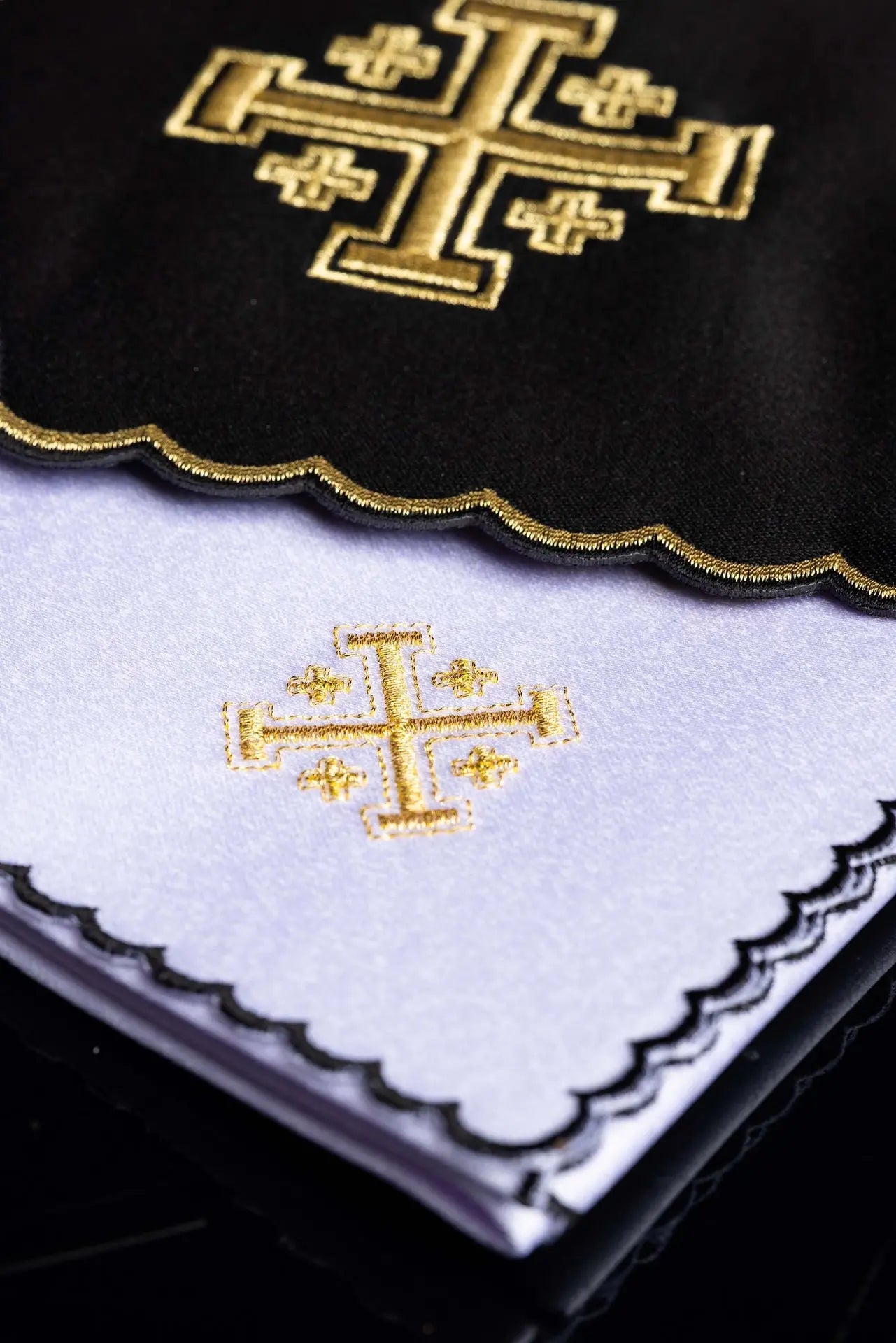 Chalice Linen Set with Jerusalem Cross Embroidery