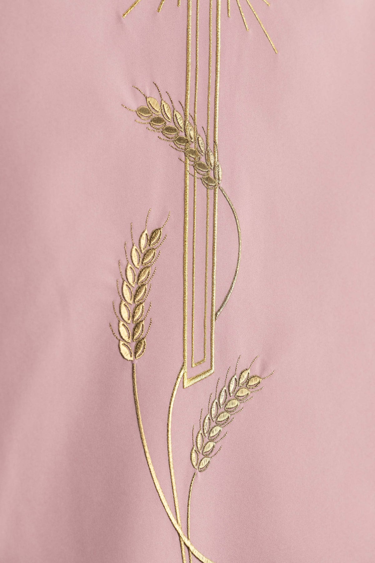 Paño de ambón rosa con Cruz de IHS y bordado de espigas de trigo