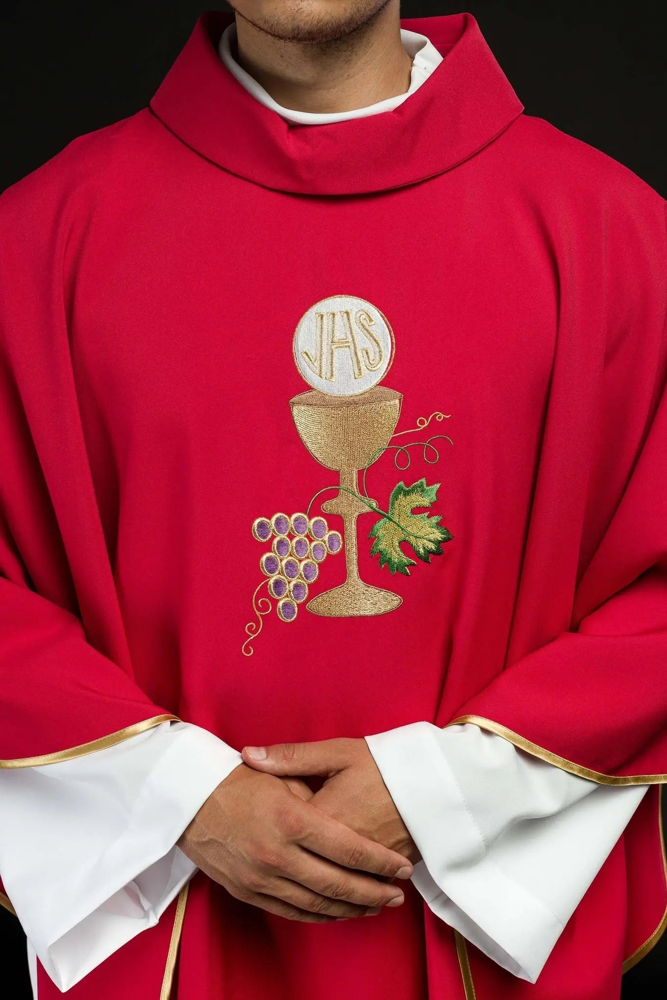 Chasuble chalice Cross and grapes ecru