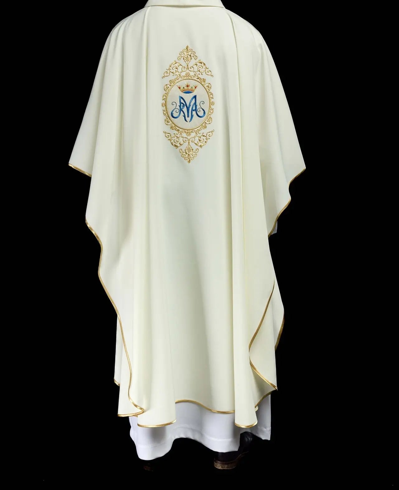 Chasuble with Marian motif surrounded by gold embroidery