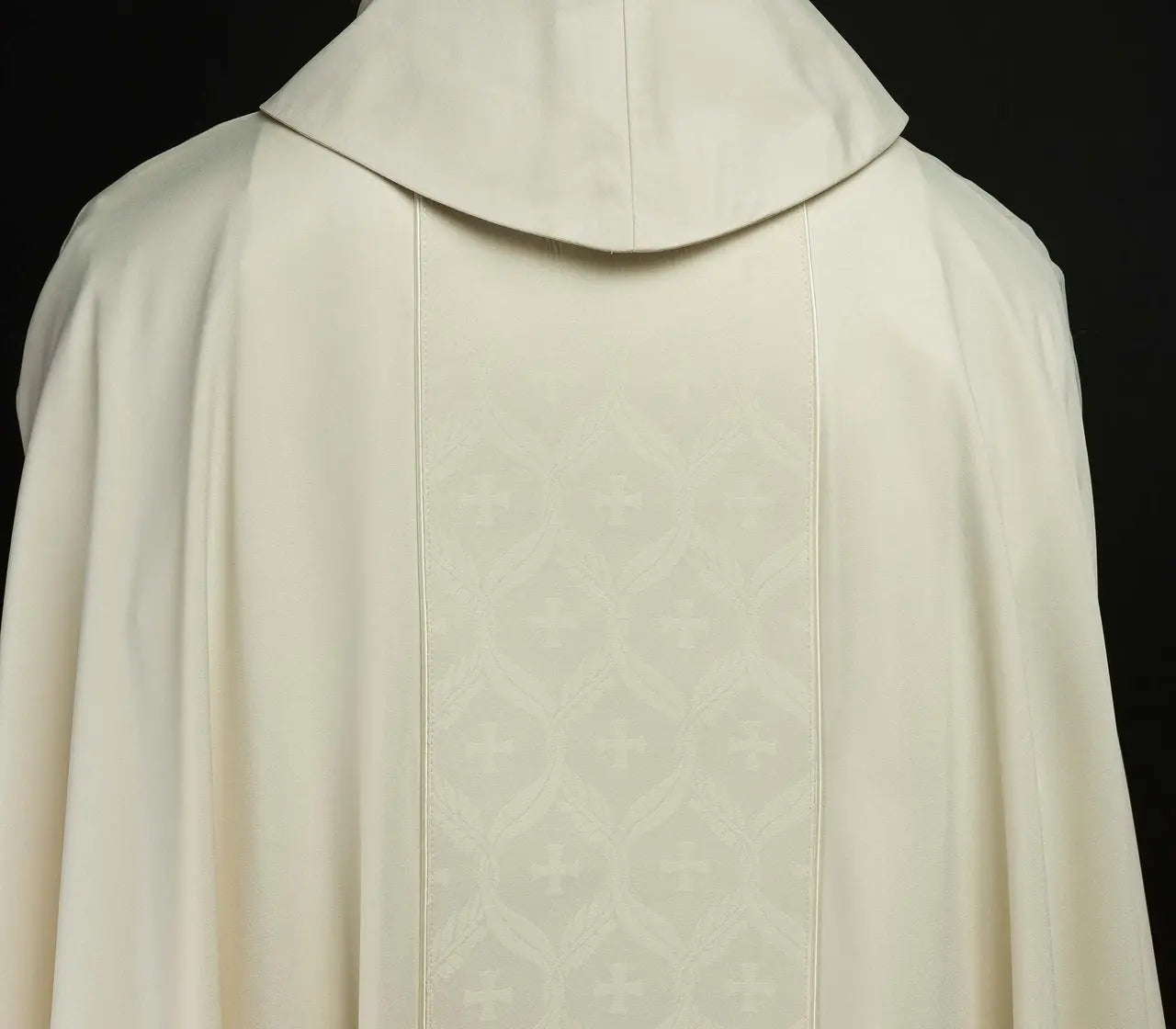 Ecru Chasuble with Jacquard Cross-patterned Band