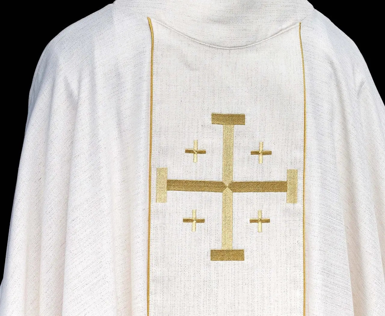 Casulla bordada con Cruz de Jerusalén ecru