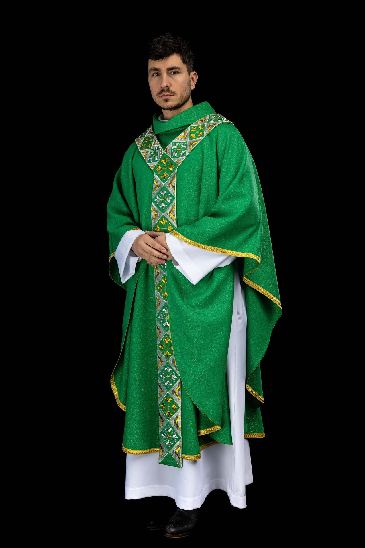 Haftowany pas na ornat w zestawie z ornatem zielony - ORNATY.PL