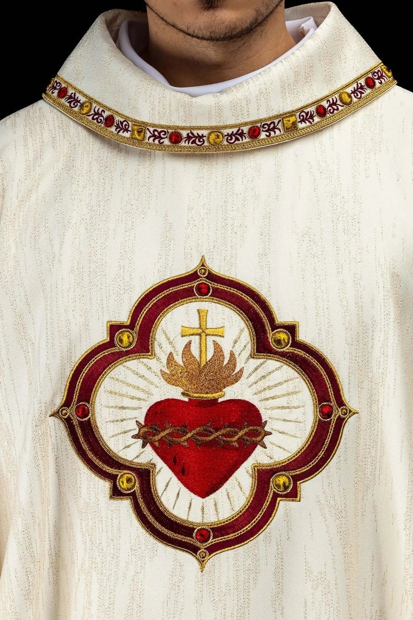 Chasuble with Embroidery of the Sacred Heart of Jesus and Eucharistic Chalice