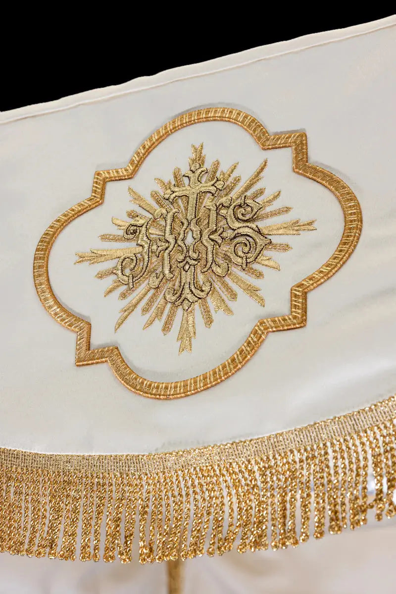 Embroidered baldachin 140 cm x 160 cm - HAFTINA ATELIER