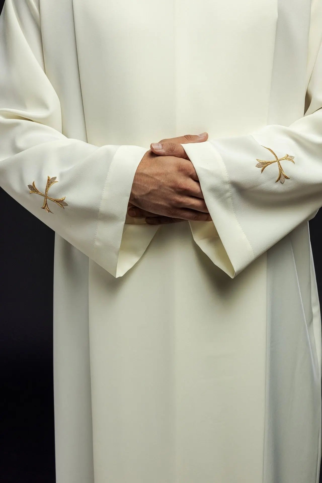 Elegant Ecru Priest's Alb with Monastic Collar and Gold Cross Embroidery
