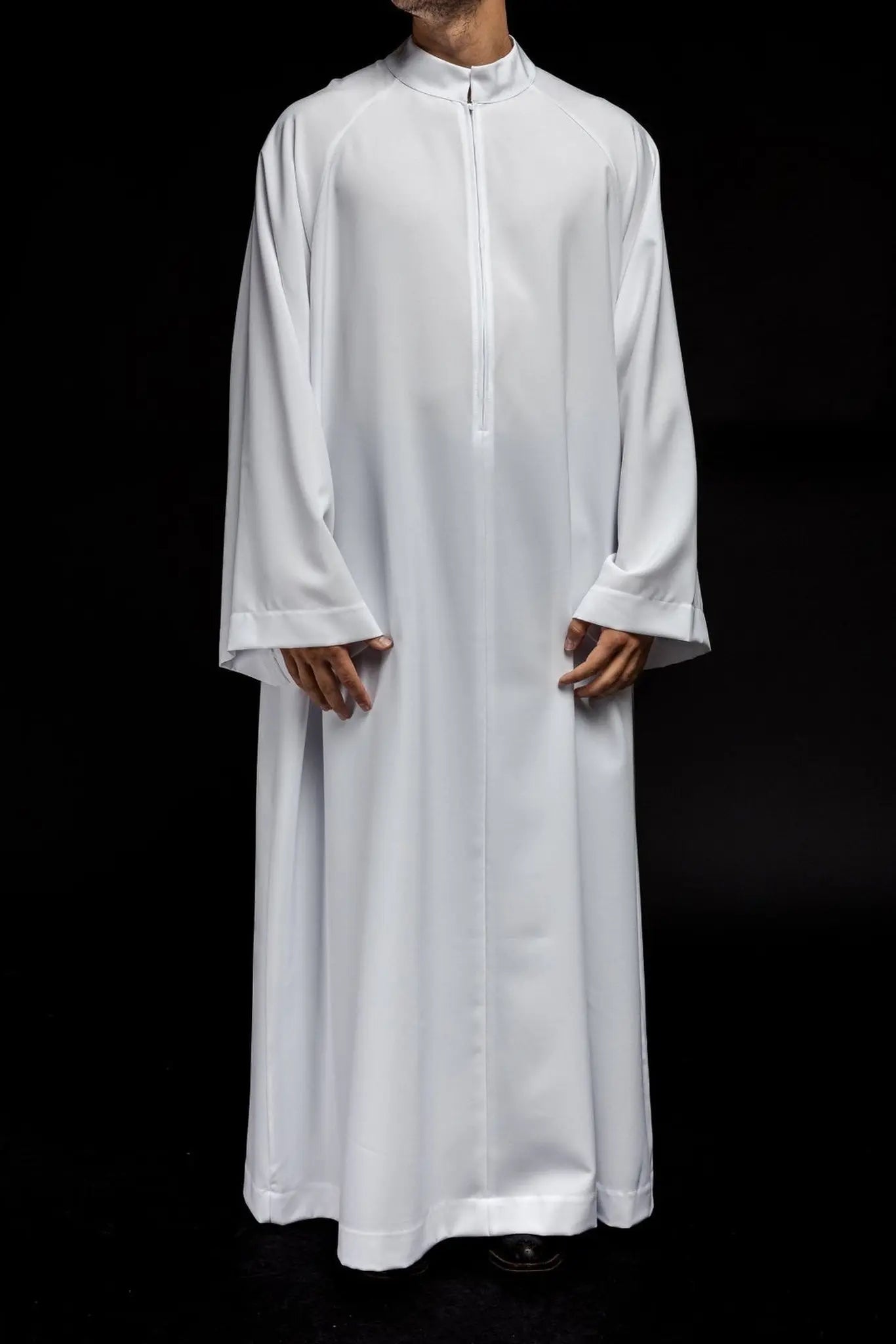 Túnica de sacerdote con cremallera frontal blanca