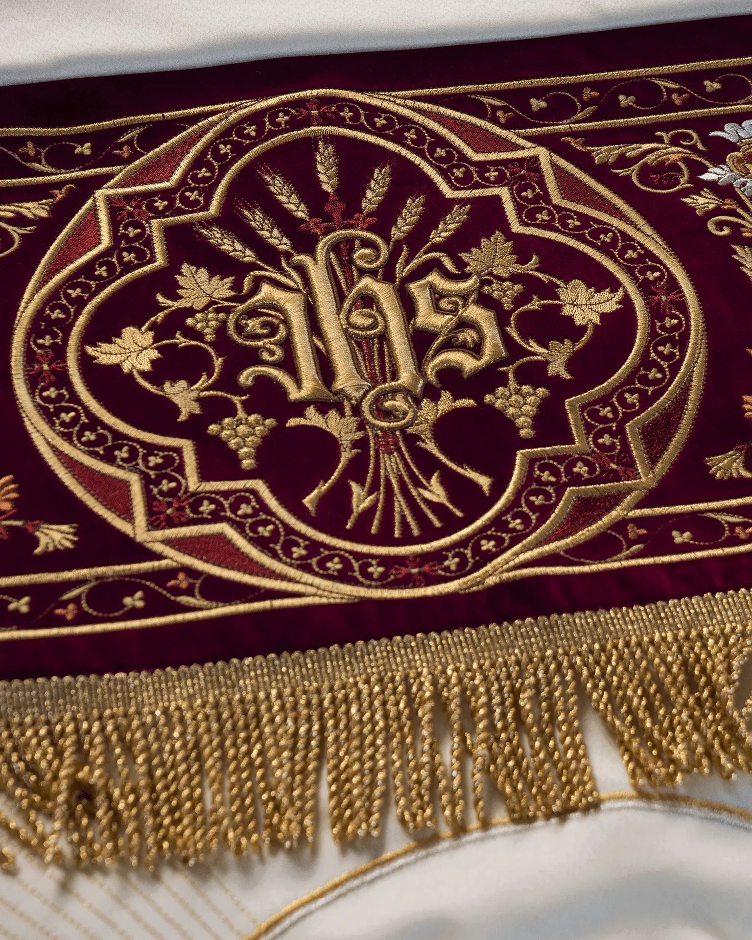 Embroidered baldachin on velvet