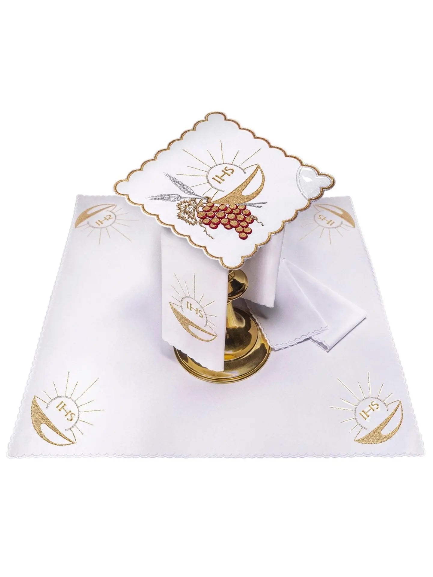 Chalice linen with embroidery of the Eucharistic chalice