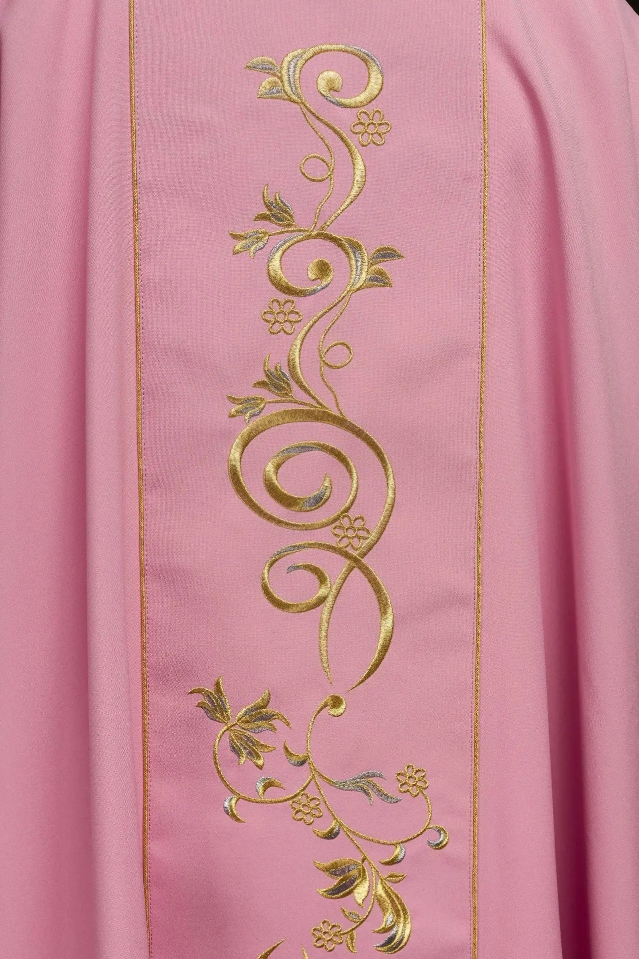 Dalmatica rosa con banda bordada IHS