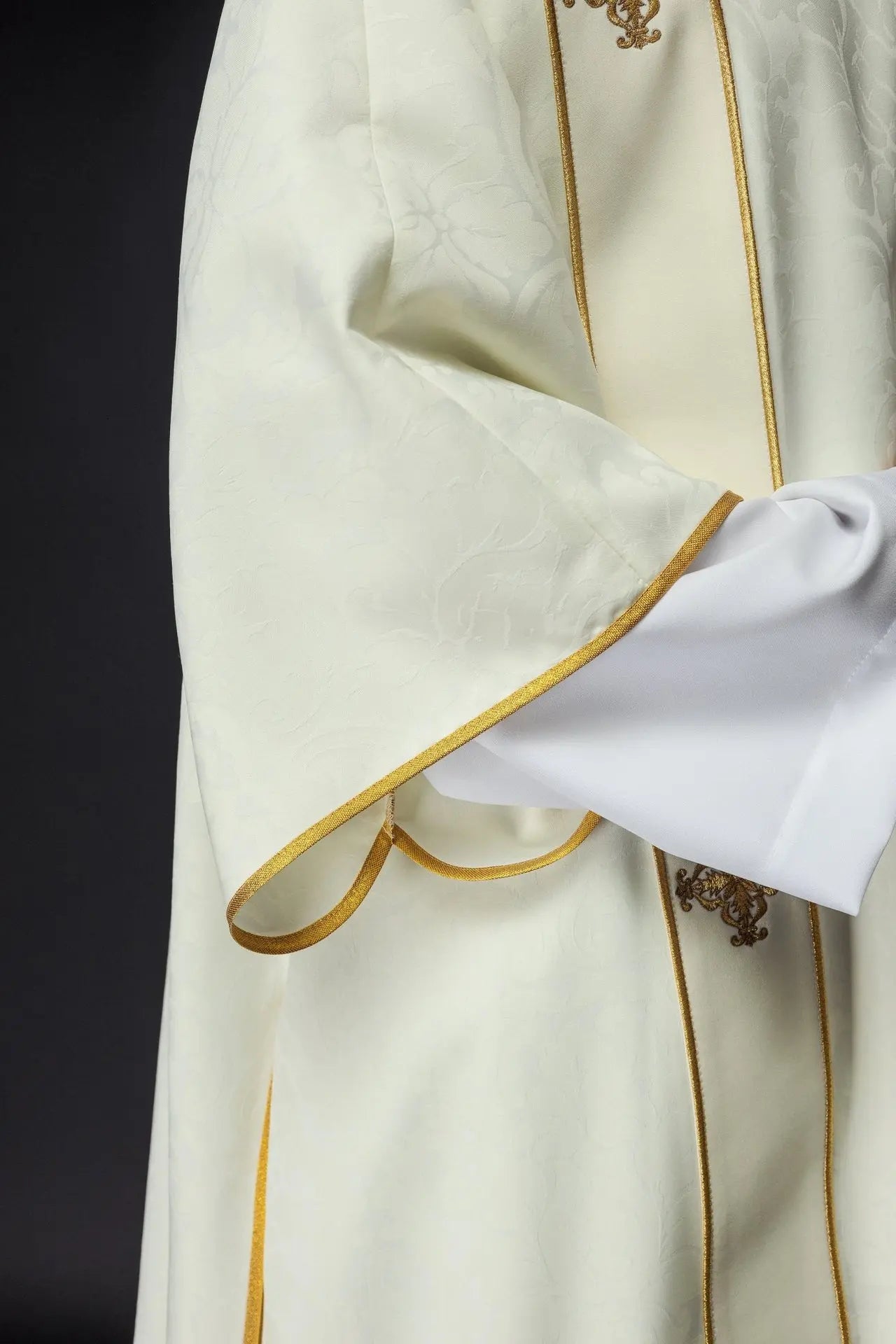 Dalmatics with Bands and Gold Embroidered Crosses on Ecru Jacquard