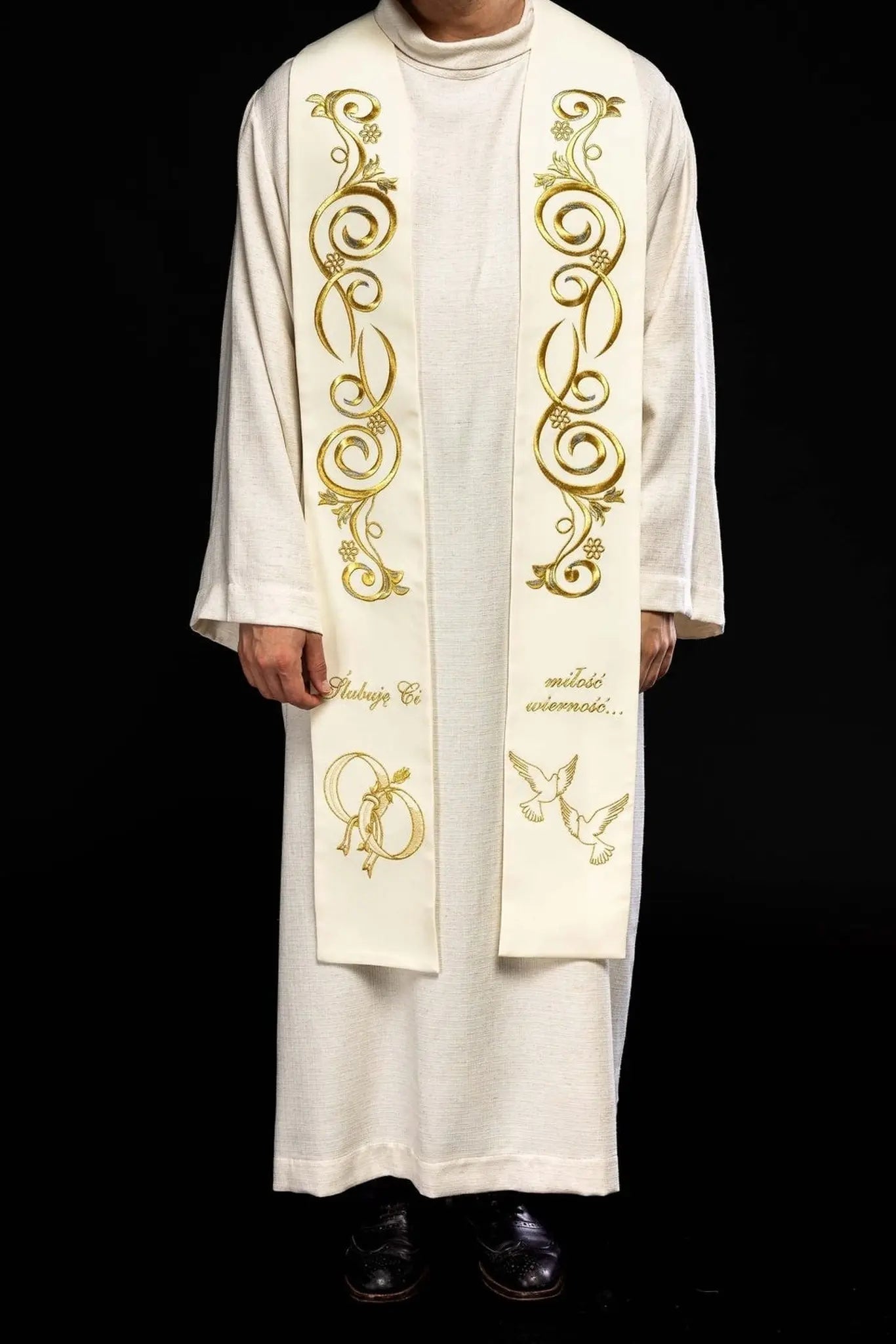 Long Embroidered Wedding stole in cream colour