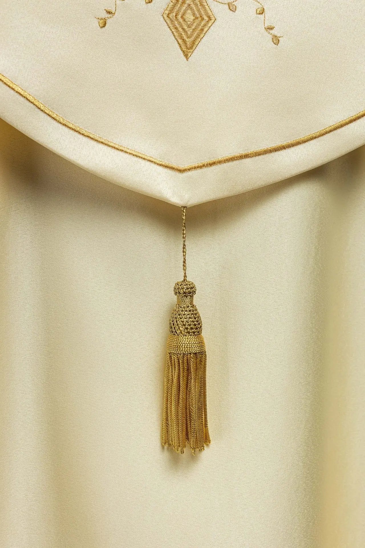 Embroidered ecru liturgical chapel