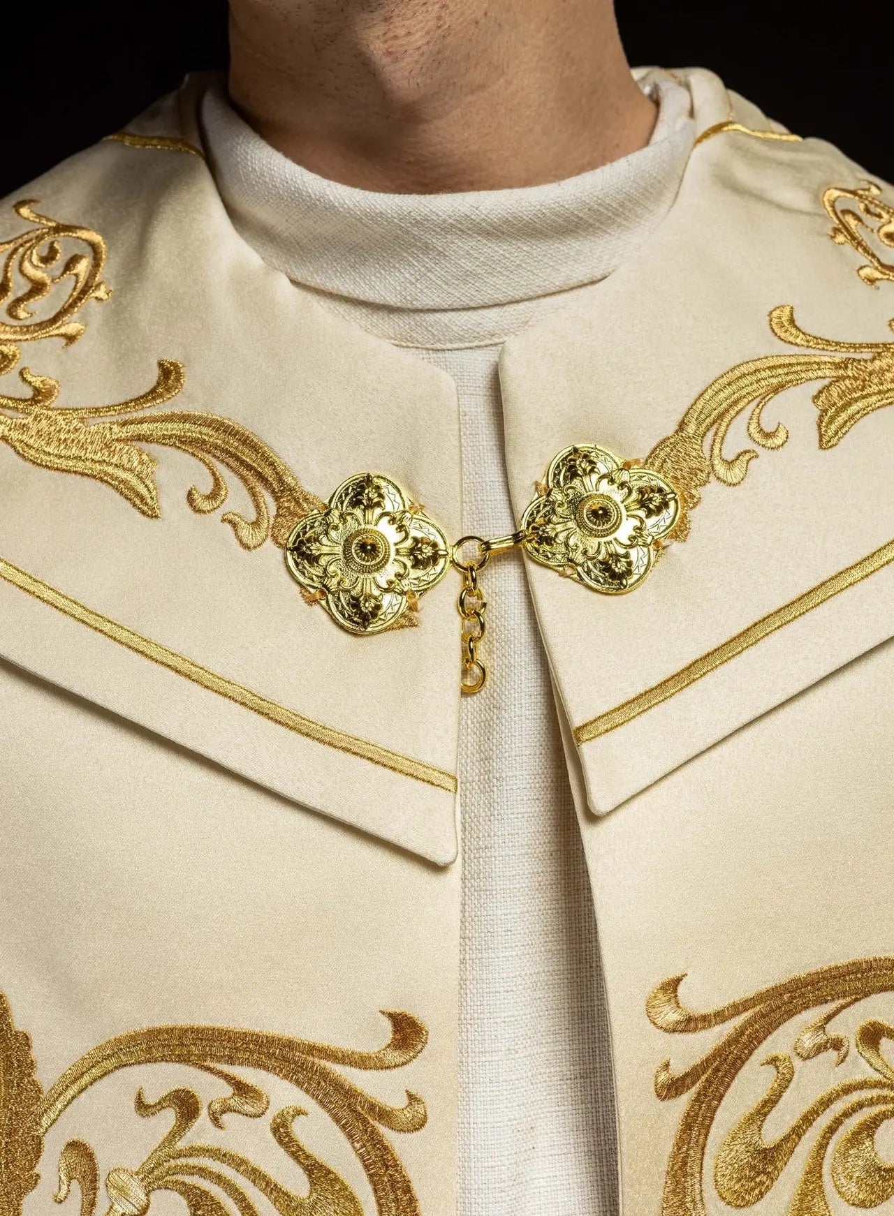 Embroidered liturgical chapel IHS ecru