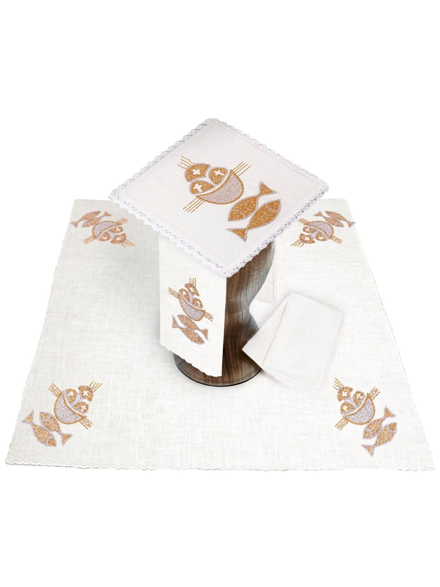 Lniana bielizna kielichowa z motywem ryb