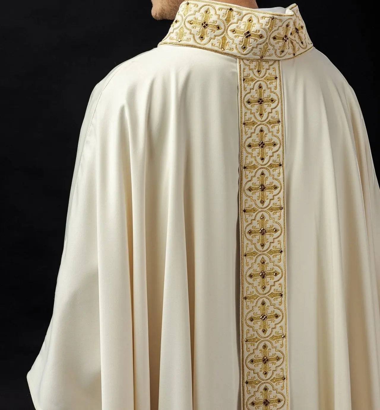 Embroidered chasuble with hanging belt 500 stones