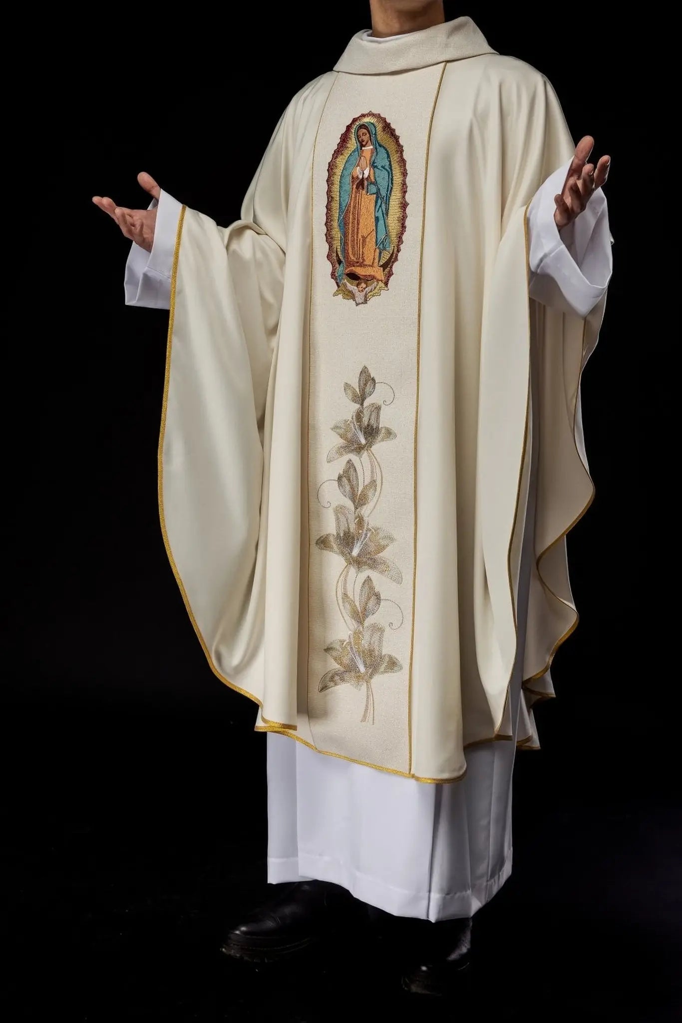 Embroidered chasuble with the image of Our Lady of Guadalupe