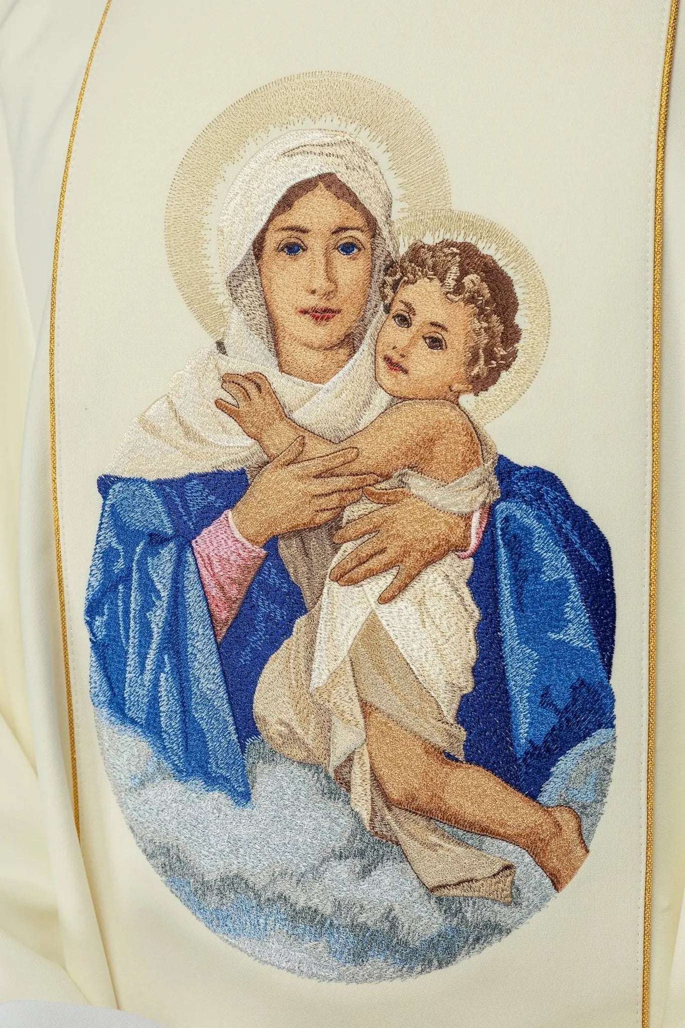 Embroidered chasuble with the image of Our Lady and Child