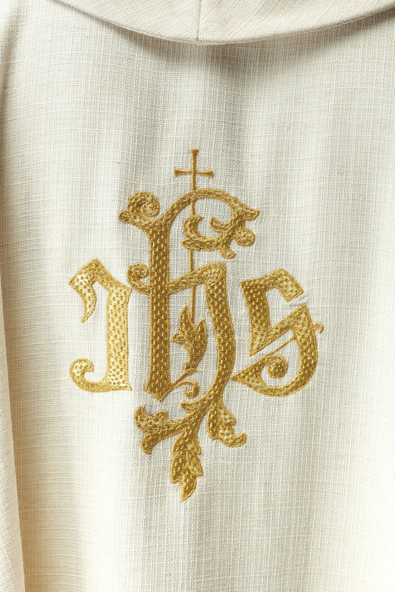 Ornat haftowany z wizerunkiem Świętego Franciszka