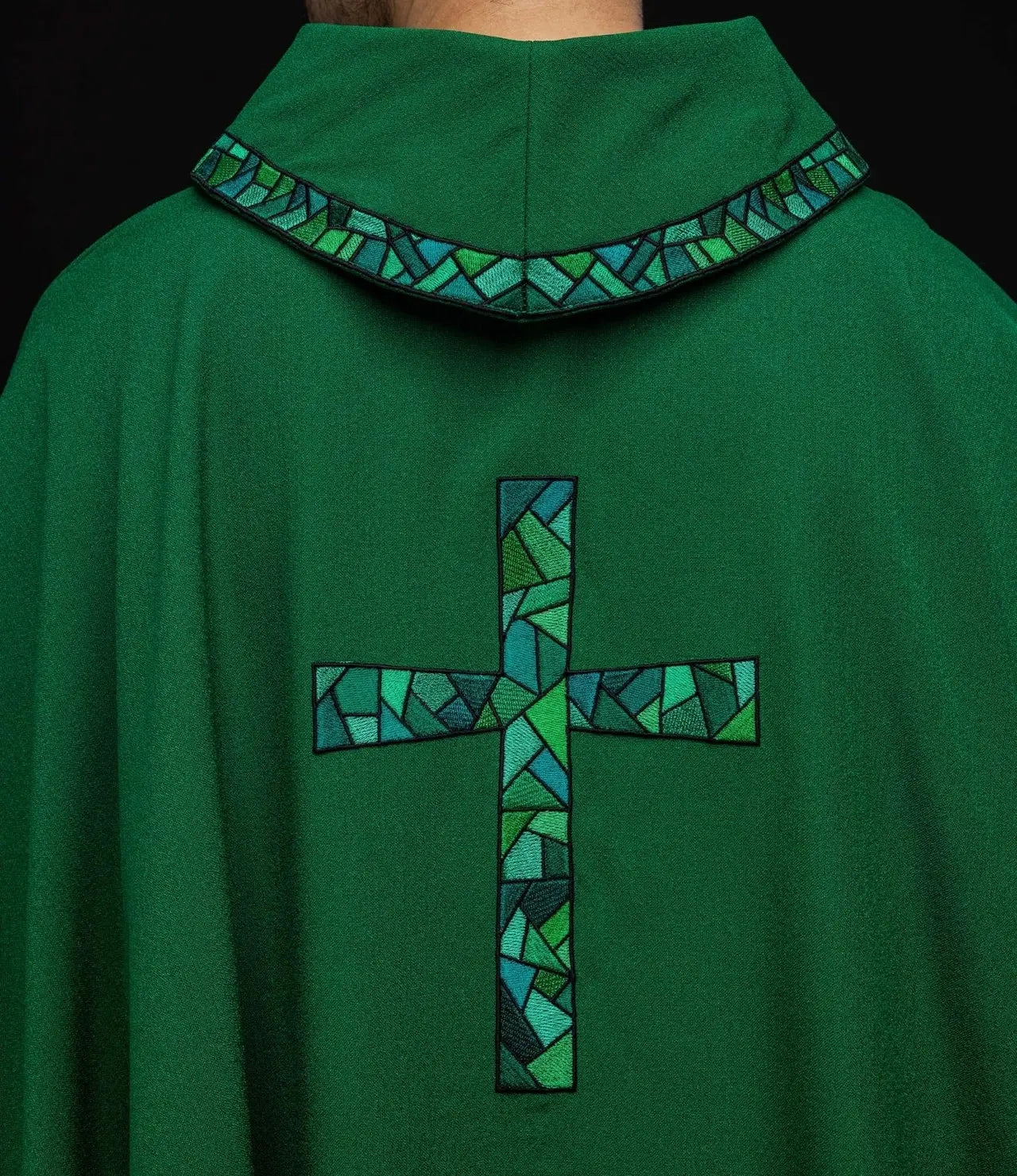 Embroidered chasuble Green with Cross Mosaic