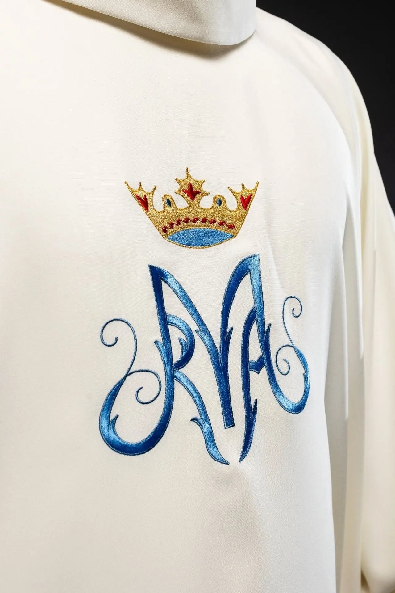 Marian liturgical chasuble in ecru