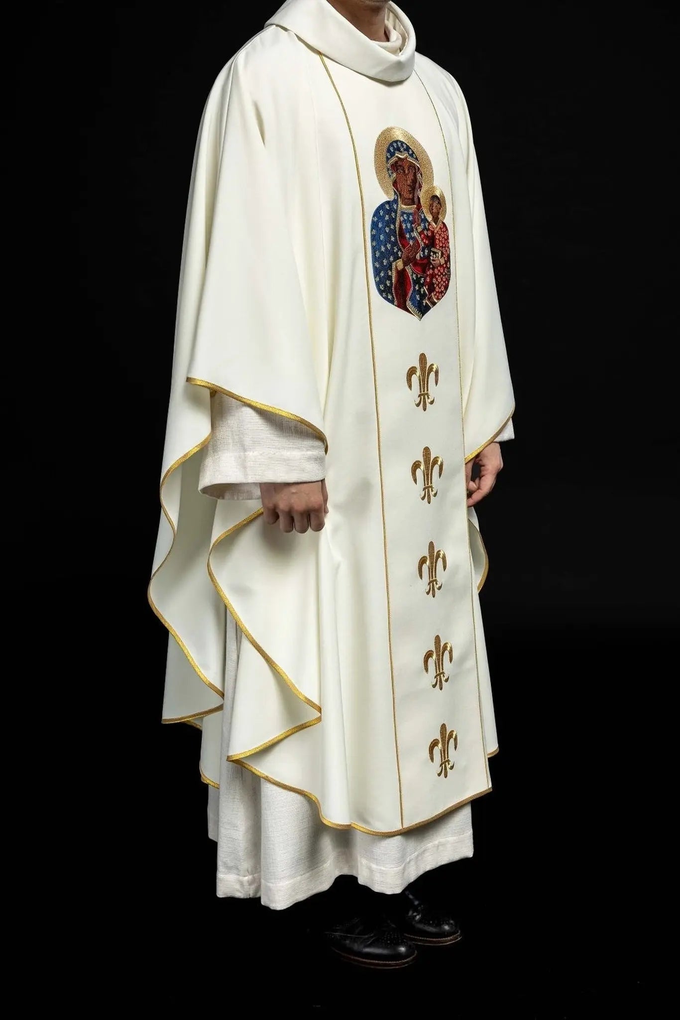 Chasuble of Our Lady of Czestochowa in ecru