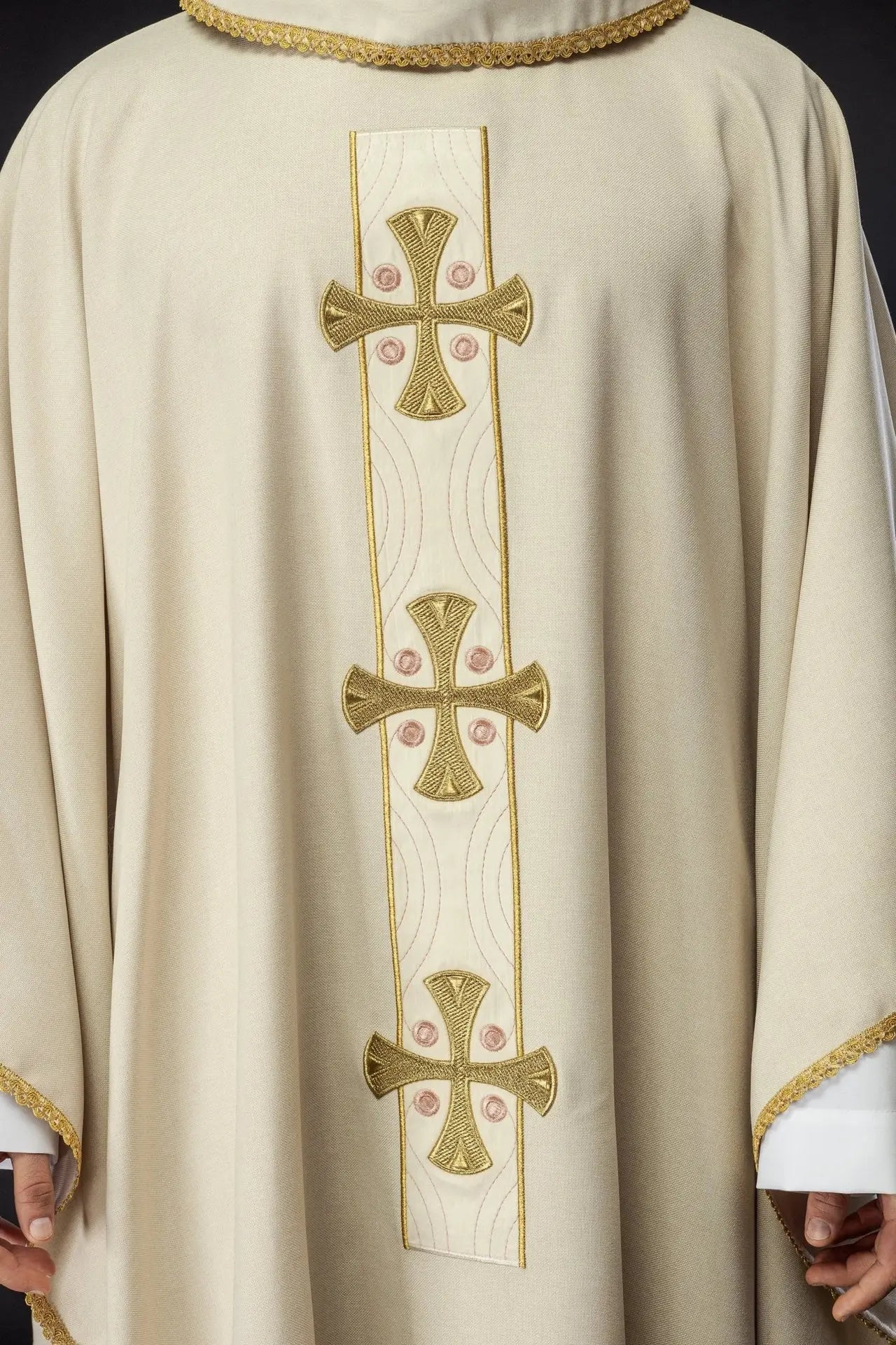 Chasuble with embroidered gold crosses and collar trim in ecru color