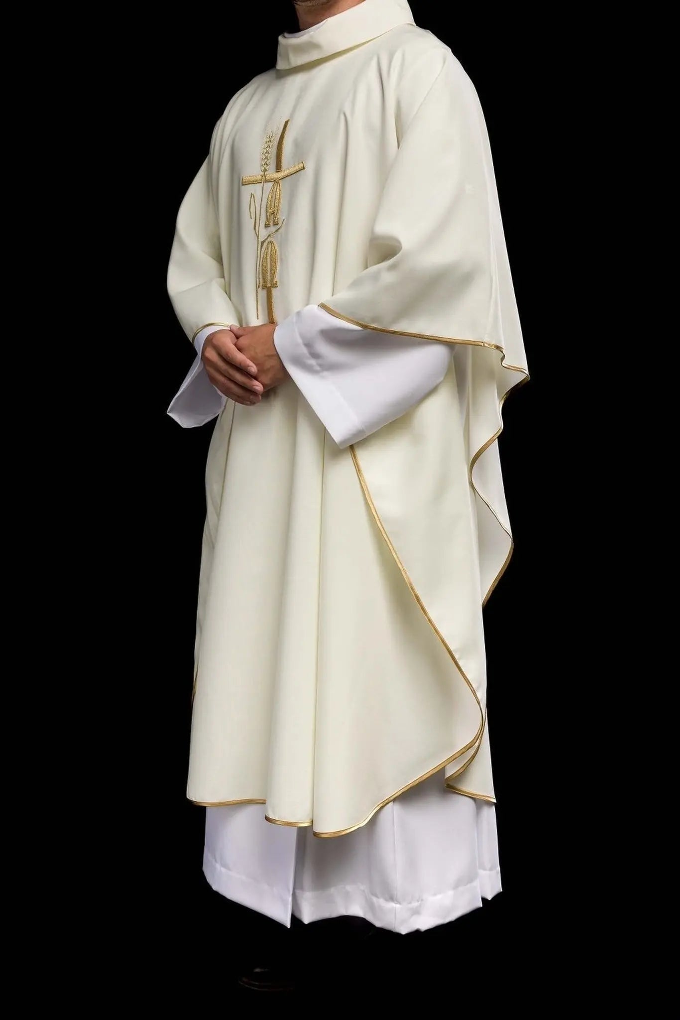 Chasuble with Alpha Omega embroidery in ecru