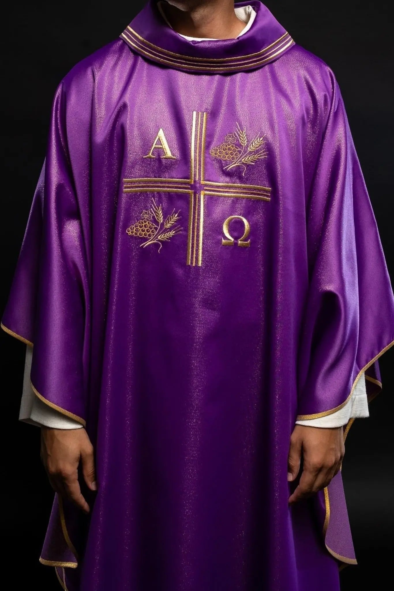 Chasuble with an embroidered cross, Alpha and Omega motifs and ears in purple