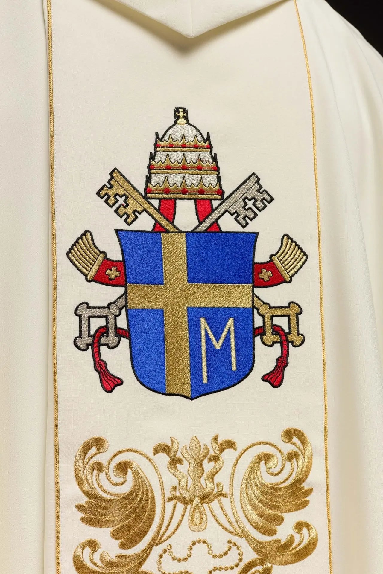Casulla con una imagen del Papa Juan Pablo II