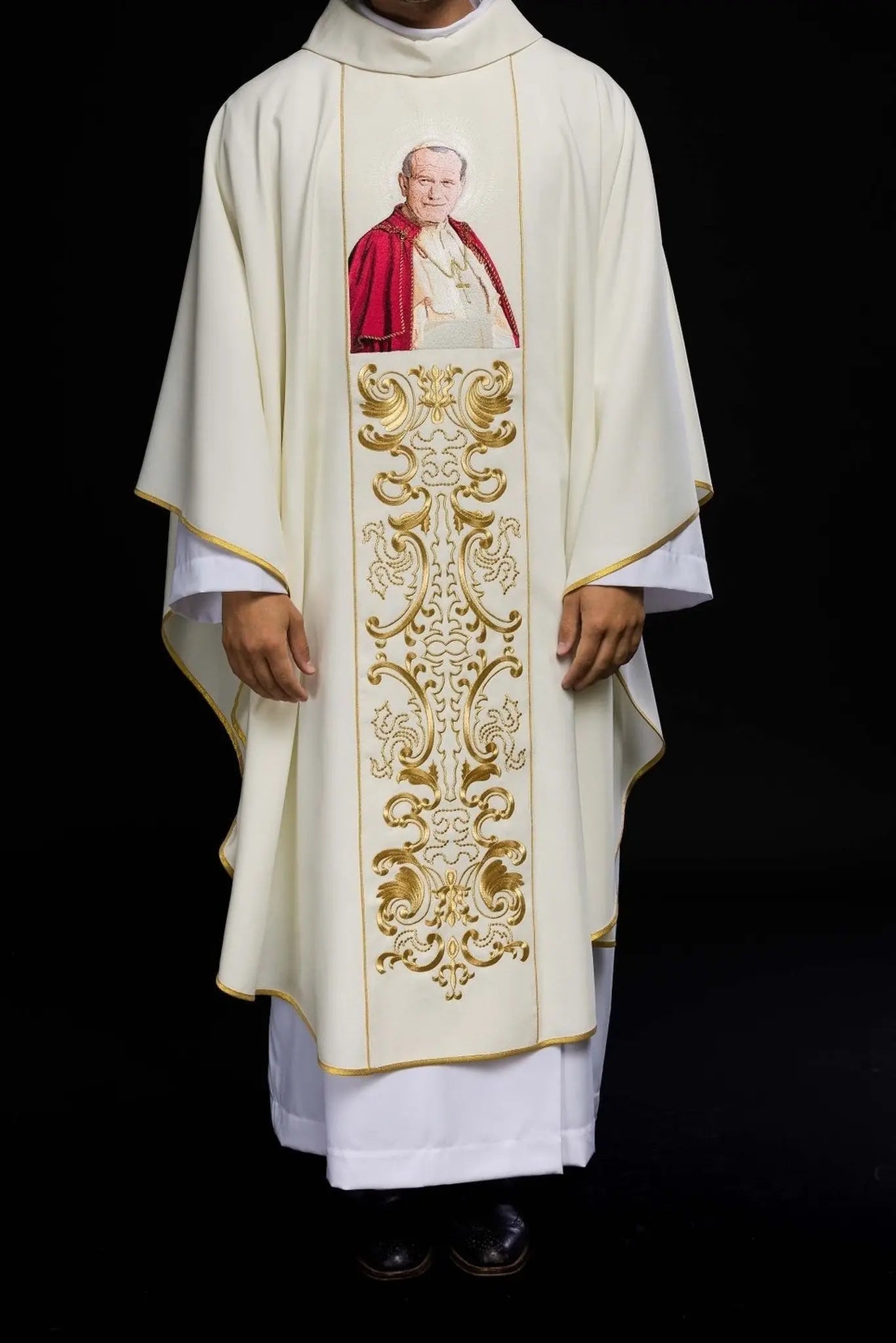 Casulla con una imagen del Papa Juan Pablo II