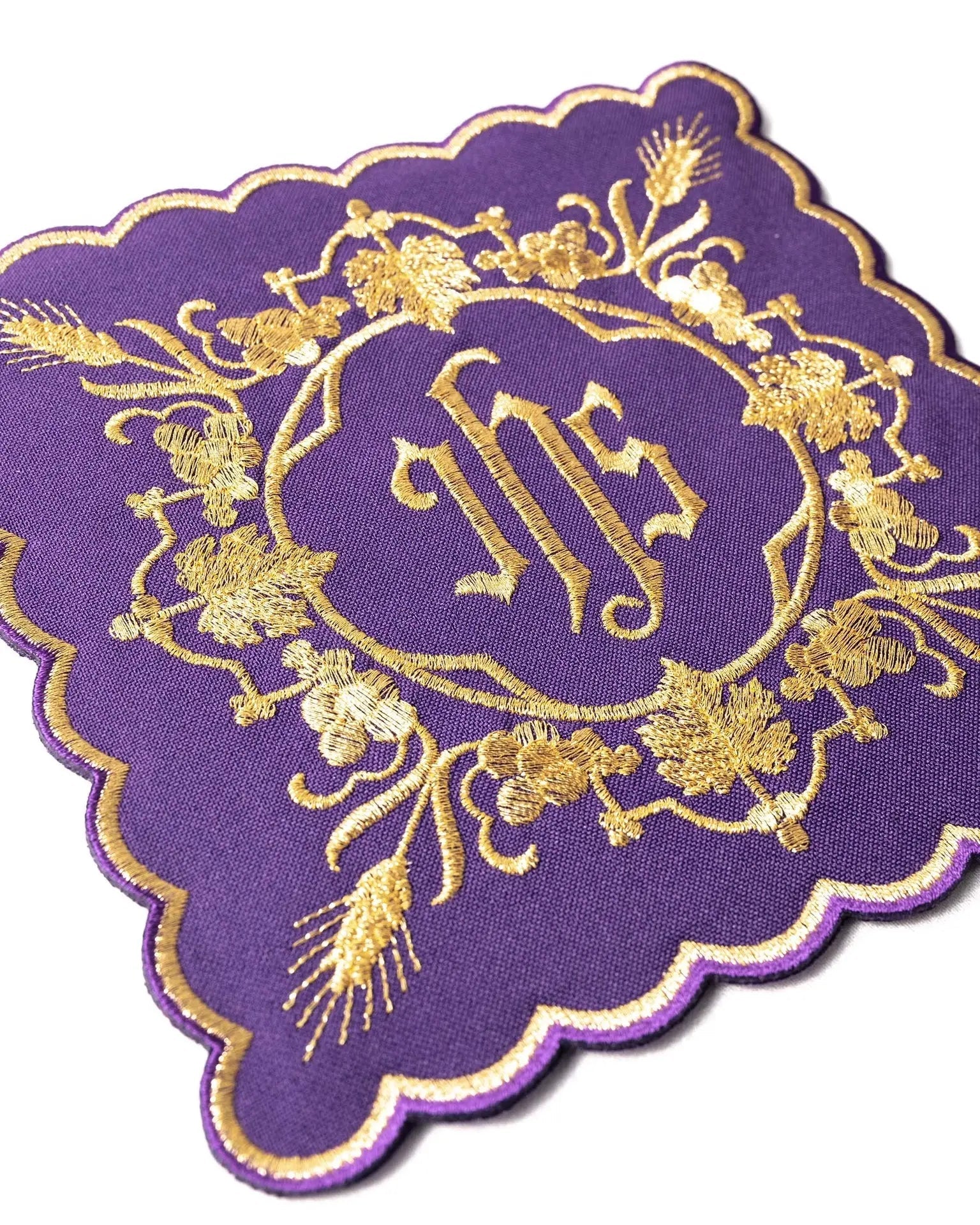 Purple Chalice Linen Set with IHS Embroidery - HAFTINA ATELIER