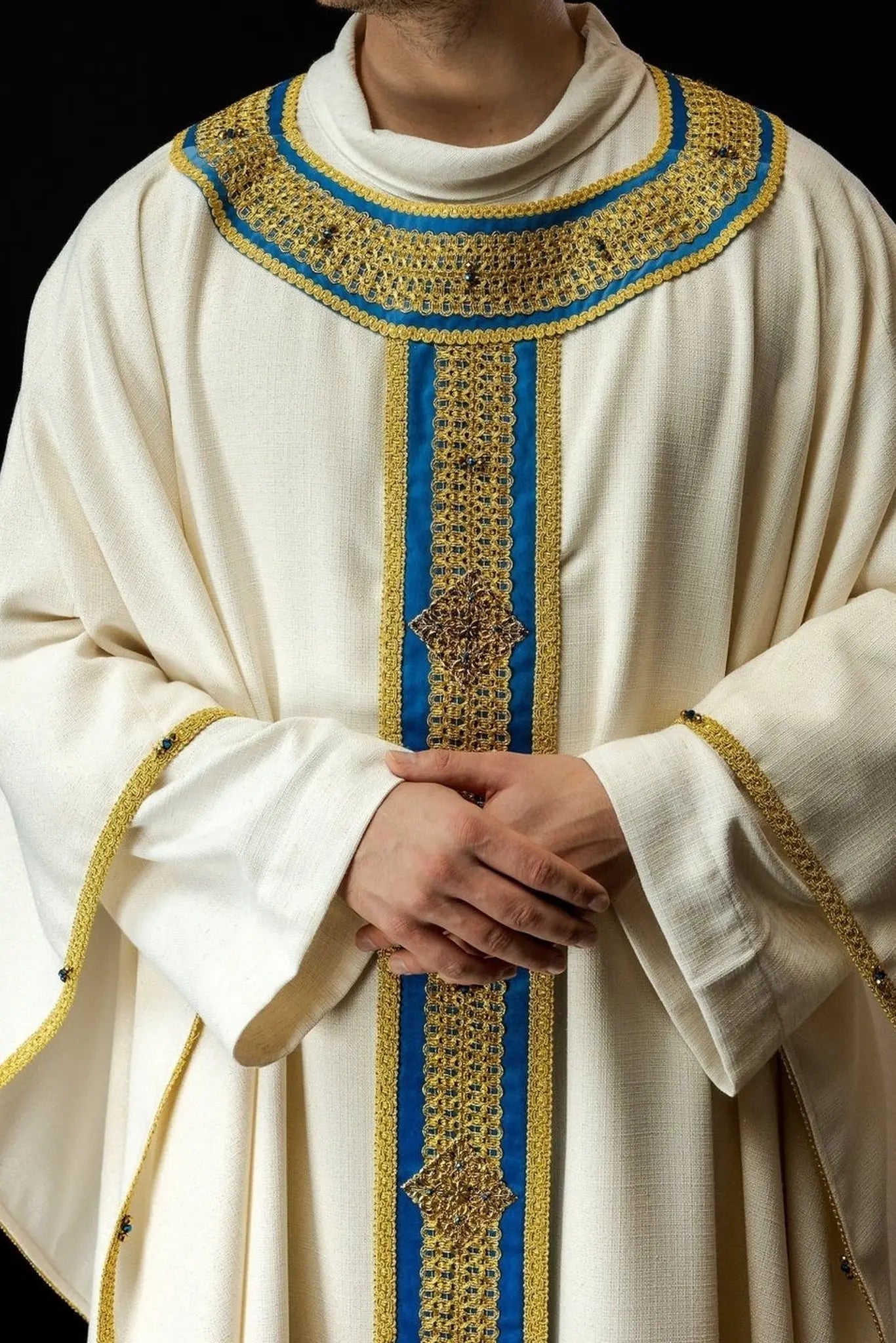 Handmade Chasuble with Natural Stones – Model 7001