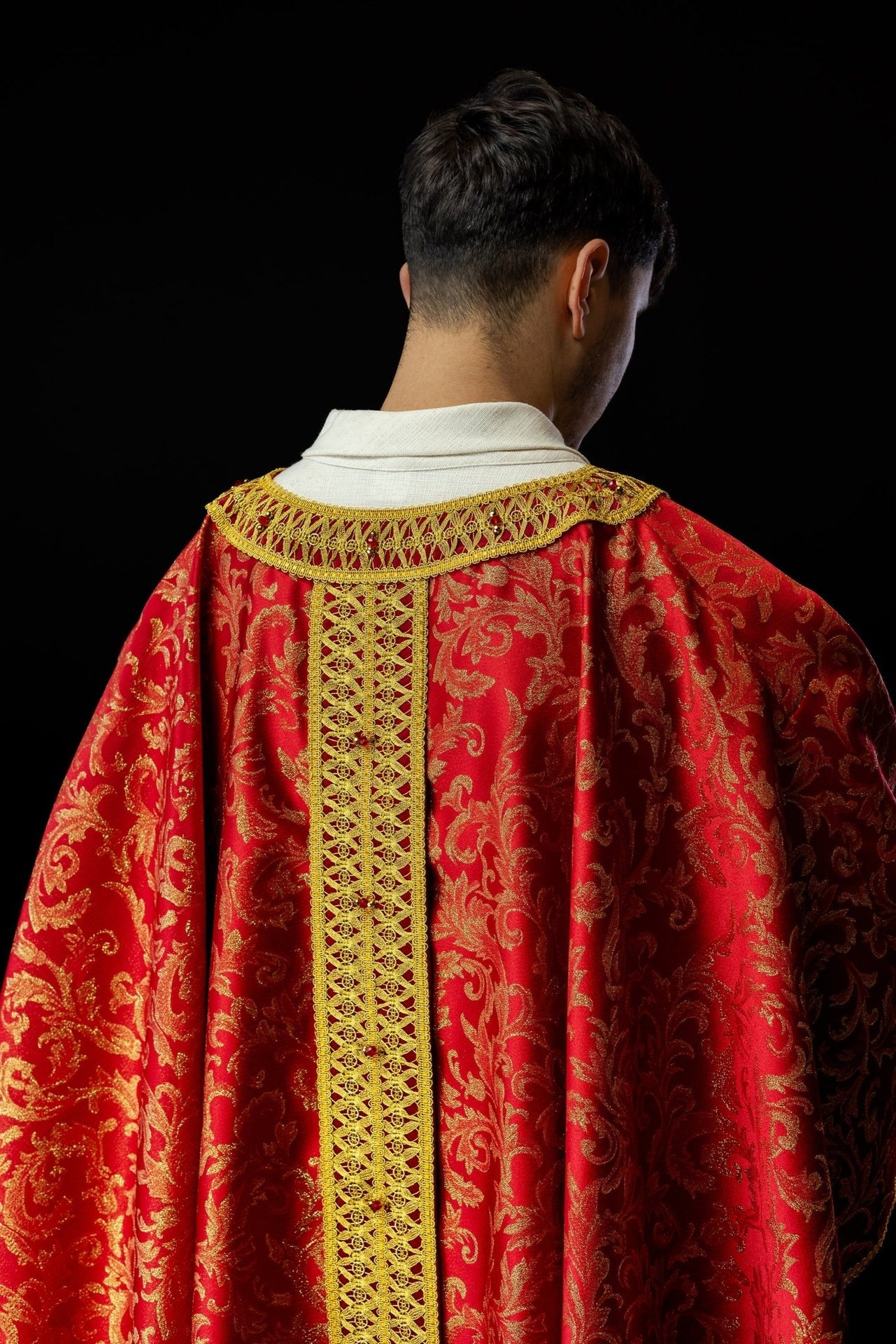 Ręcznie wykonany ornat z naturalnymi kamieniami Handmade 7009