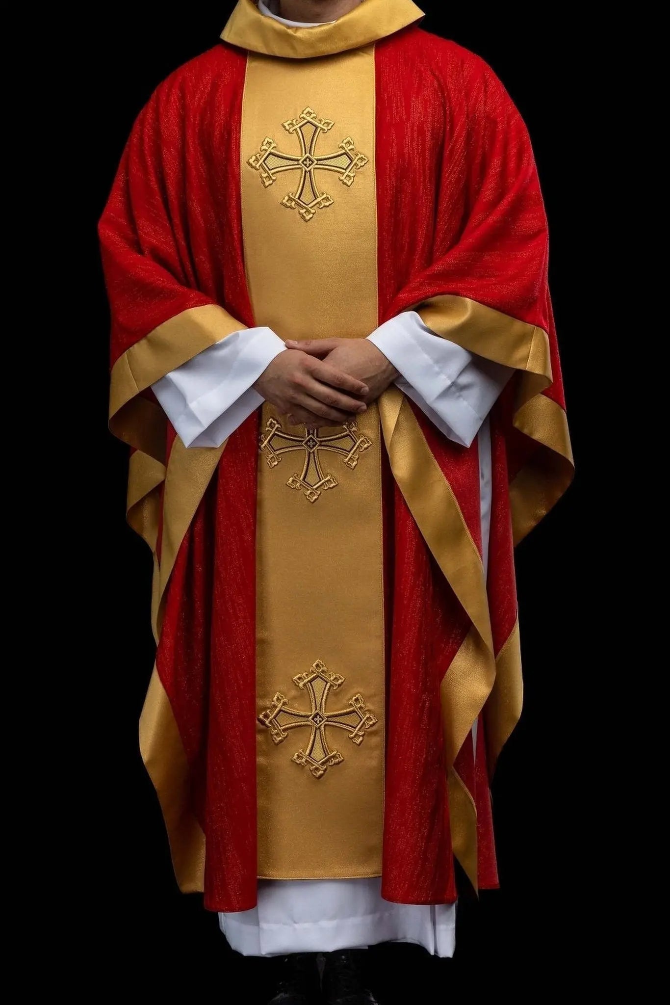 Red Chasuble with Embroidered Cross Motif and Gold Band - HAFTINA ATELIER