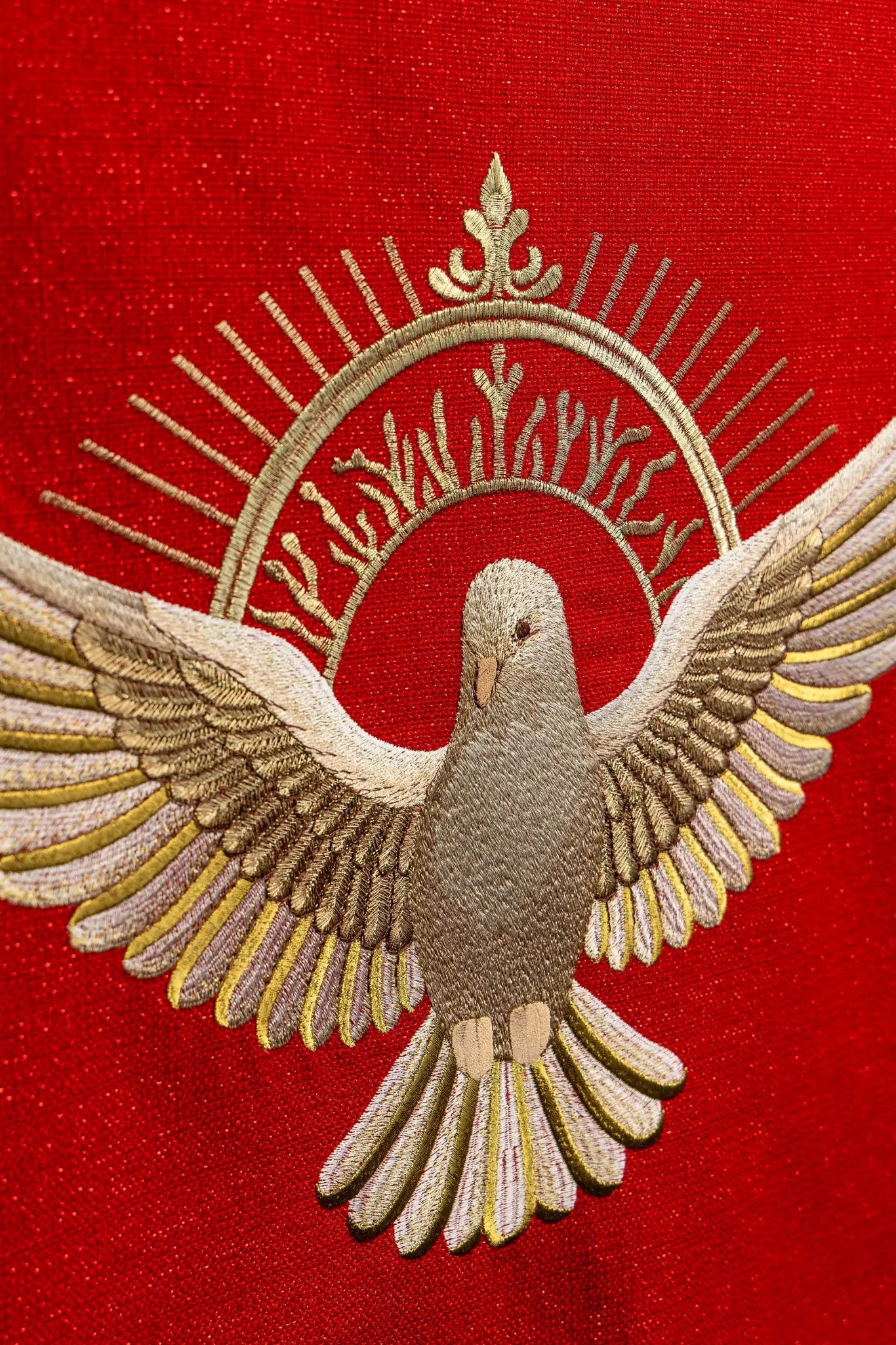Red Lectern Hanging with Holy Spirit Dove Embroidery - HAFTINA ATELIER