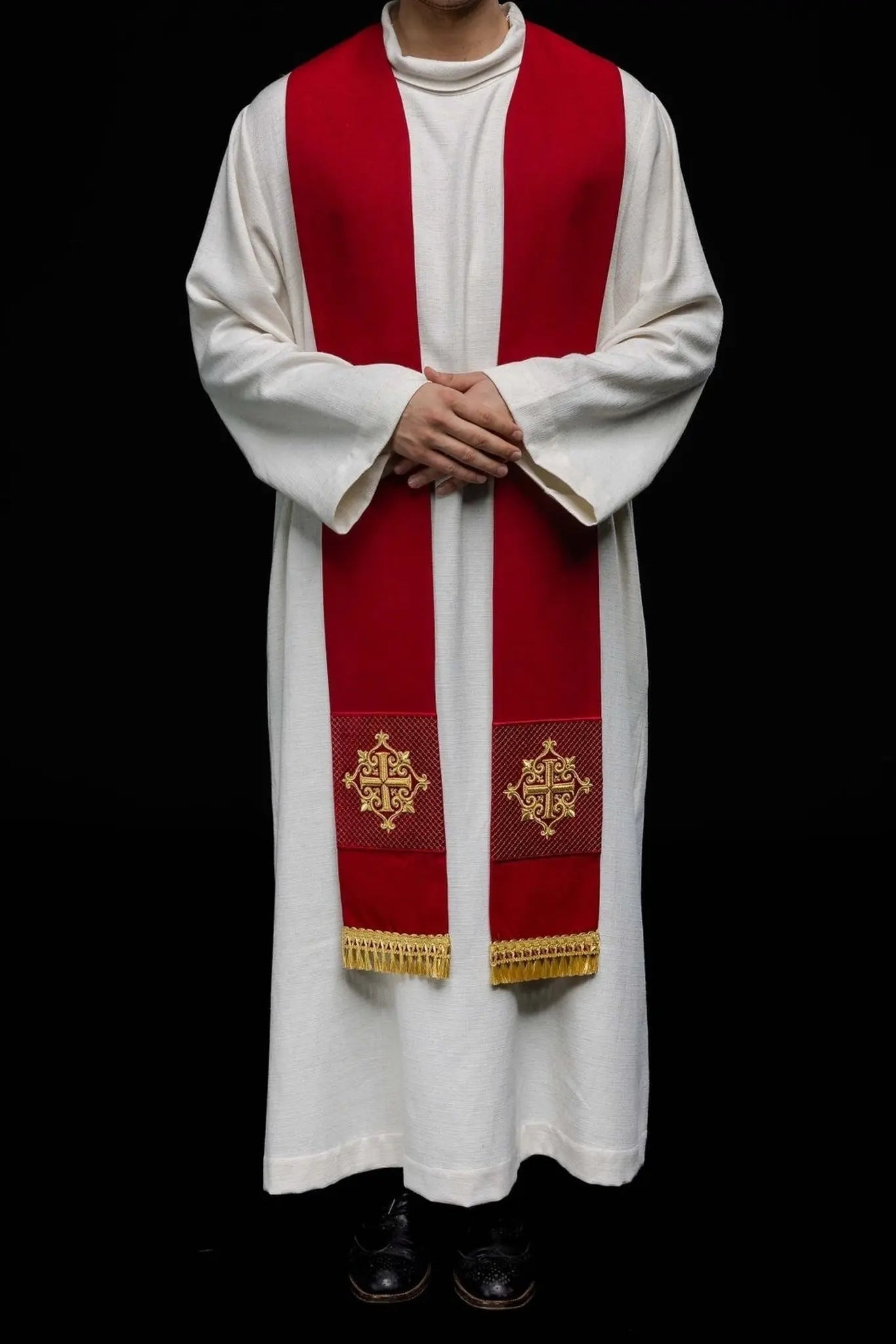 Estola de terciopelo rojo