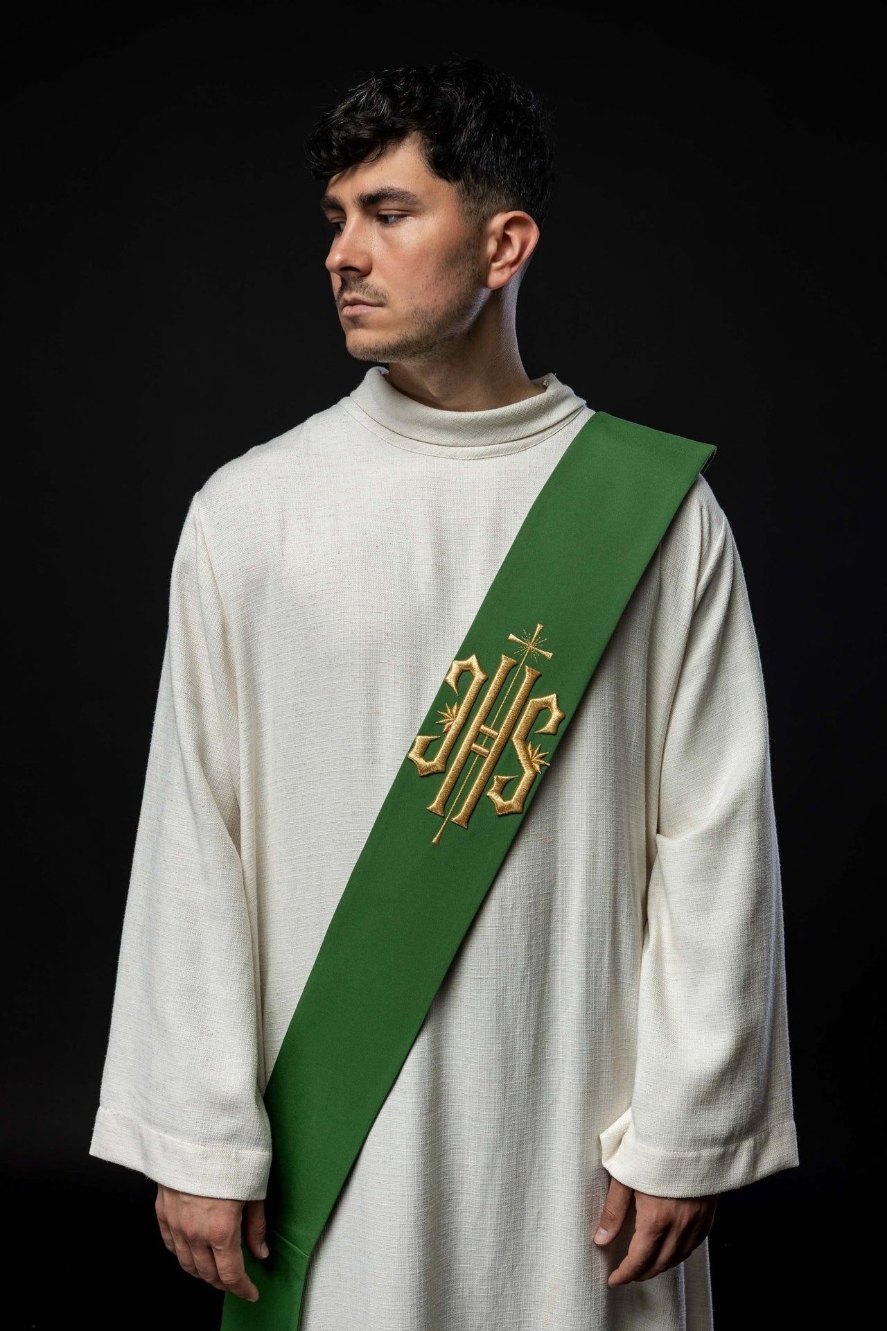 Stuła Diakońska haftowana IHS z Krzyżem