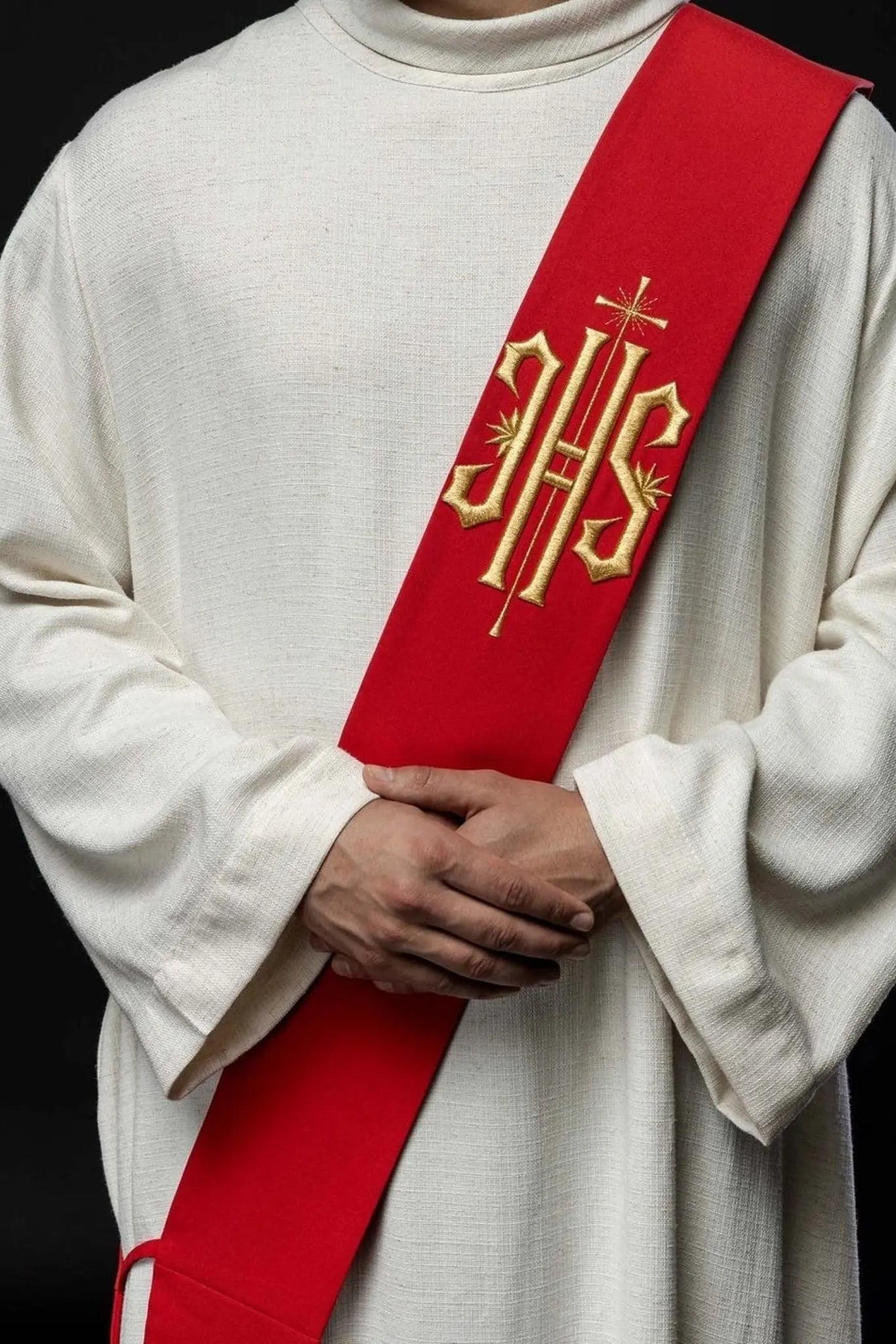 Estola diaconal bordada IHS con cruz