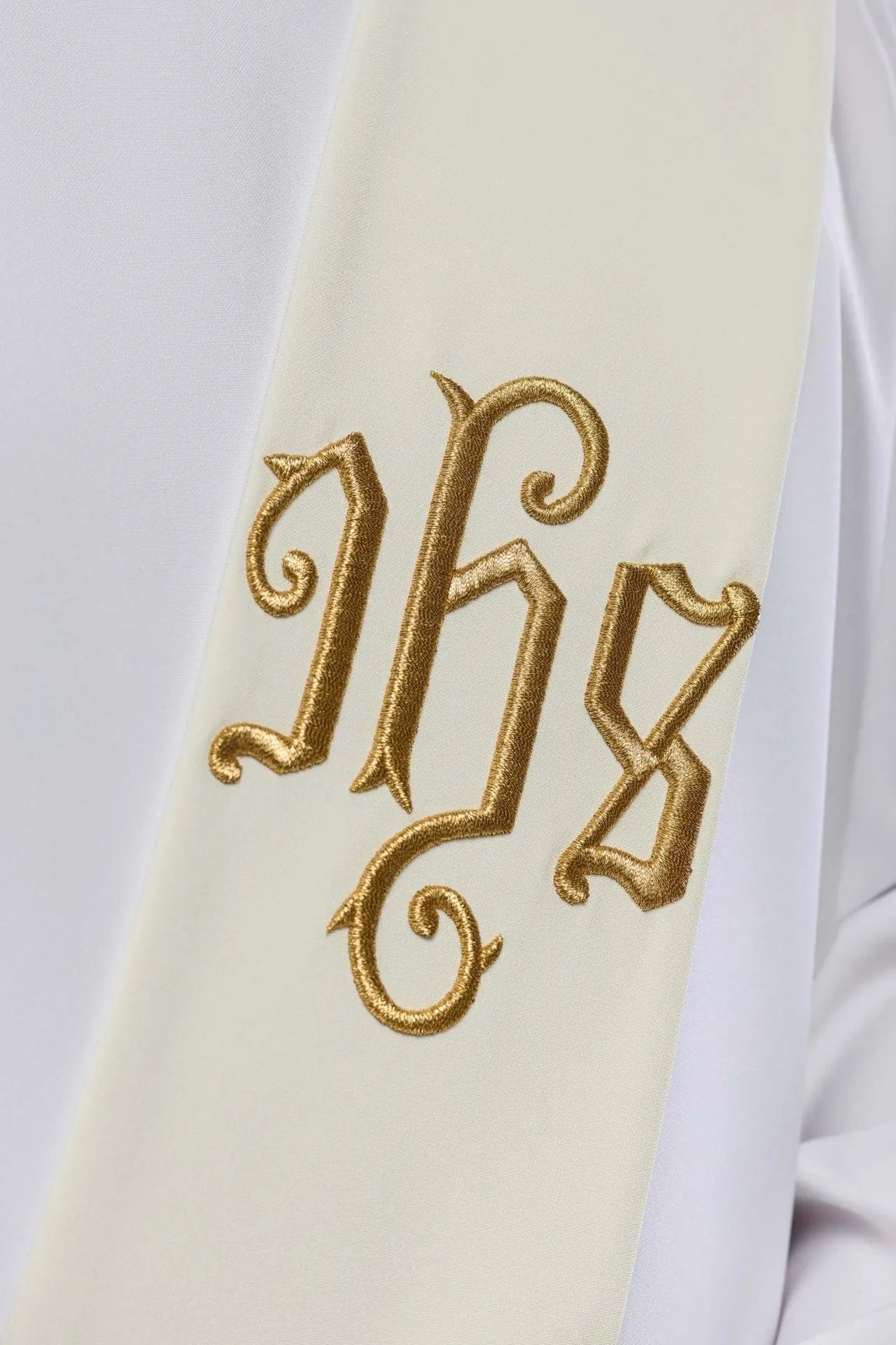 Estola diaconal IHS