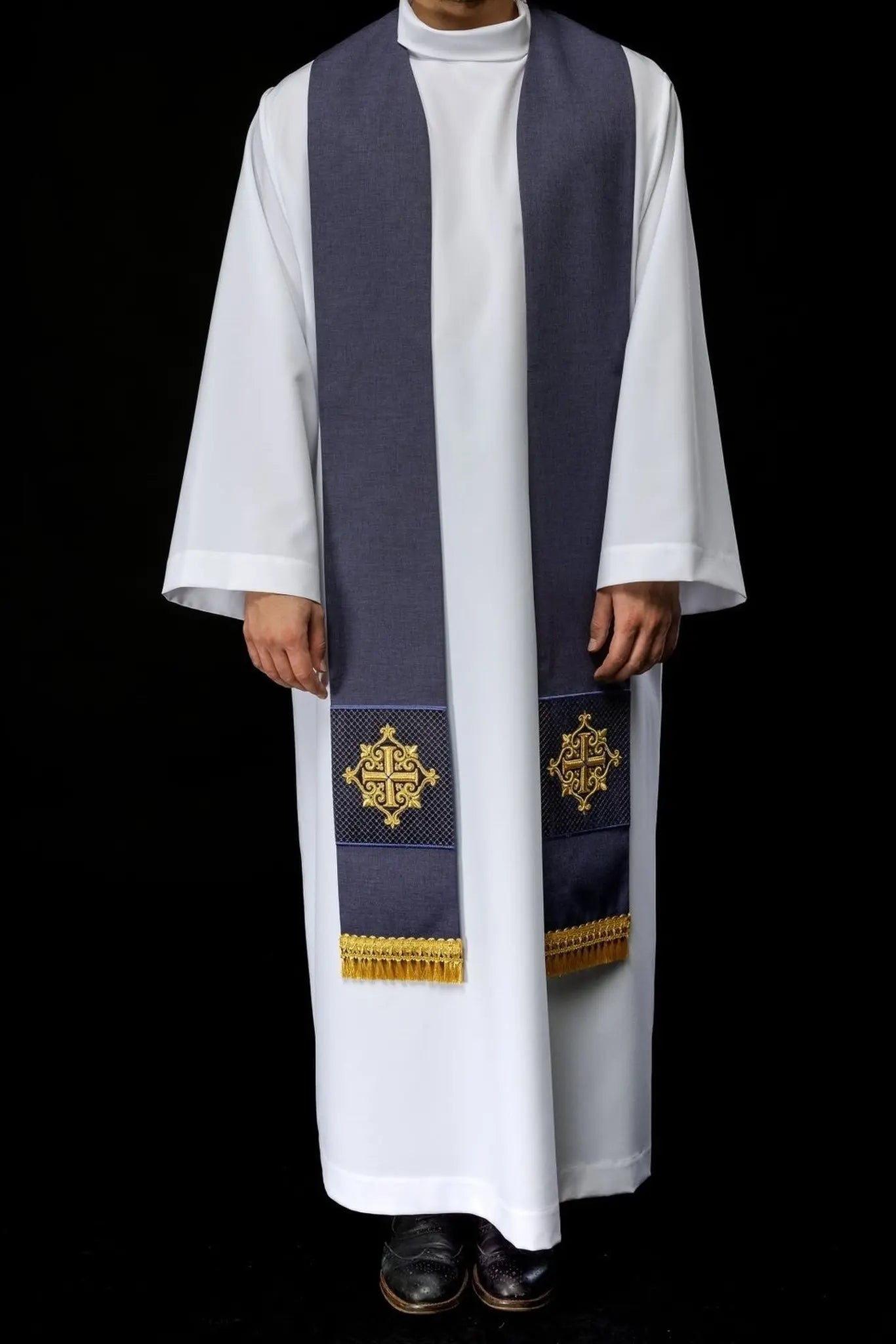 Estola de terciopelo púrpura