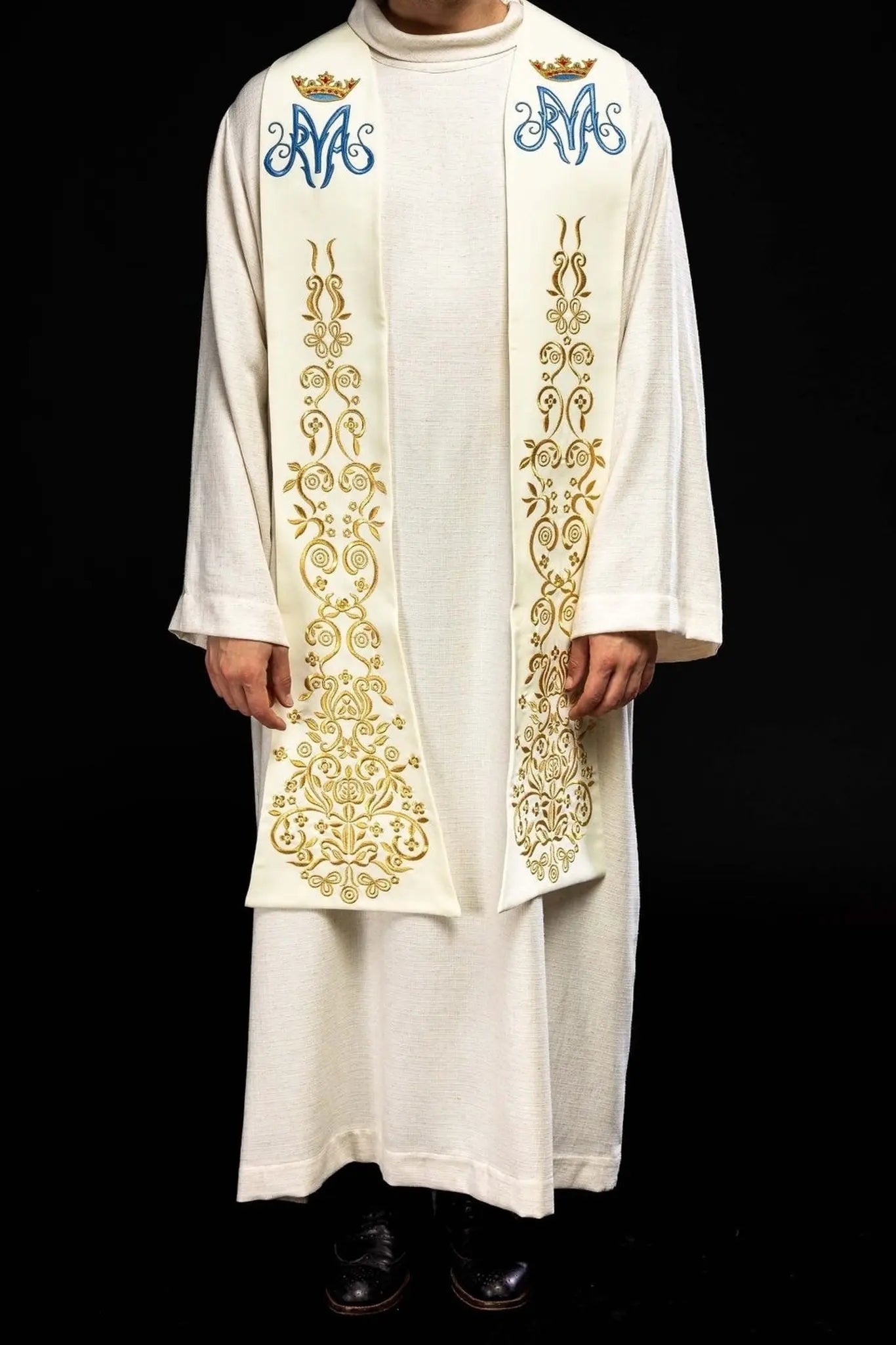 Embroidered stole Marian motif with ecru crown