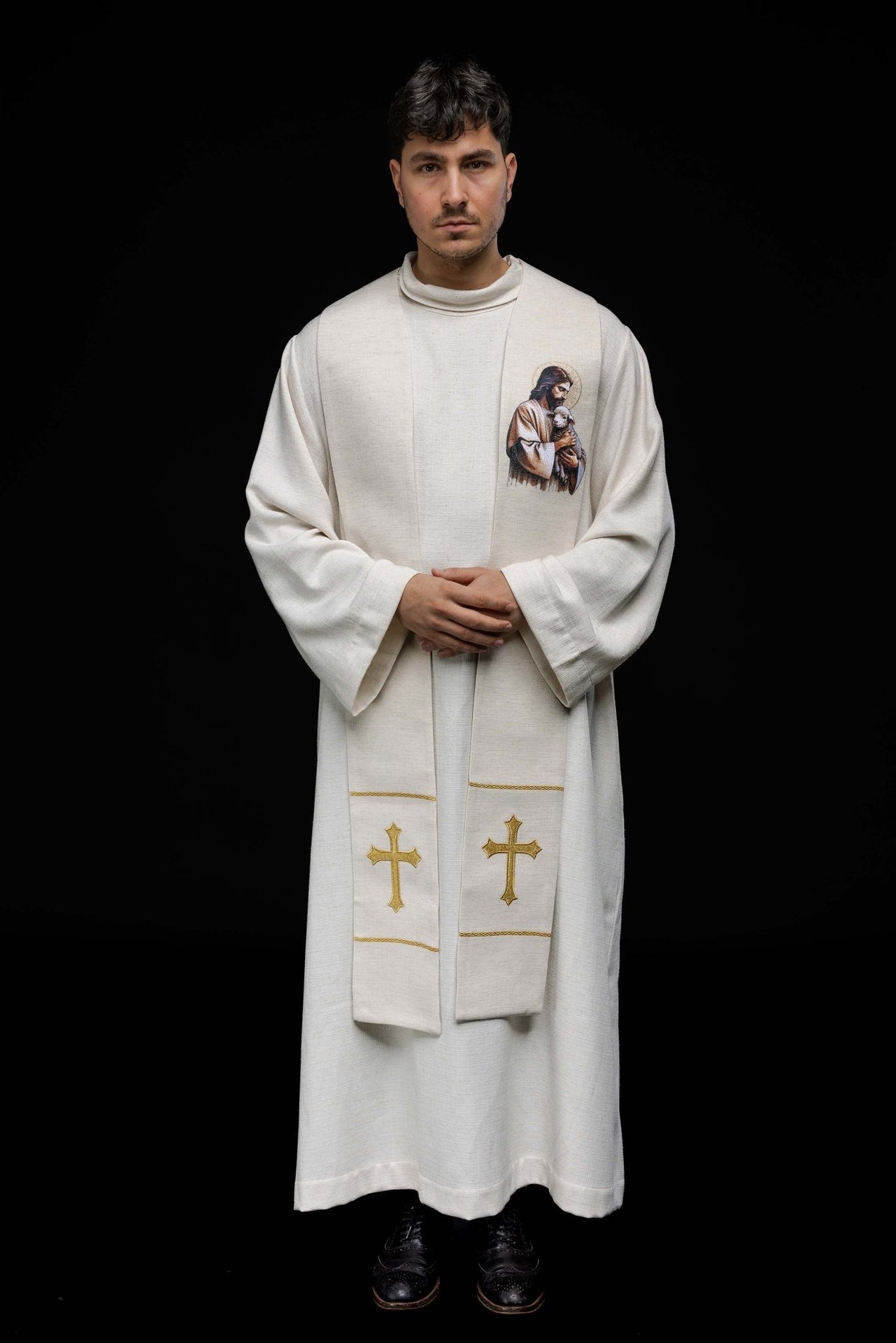 Stuła haftowana z wizerunkiem Jezusa Dobrego Pasterza z Barankiem