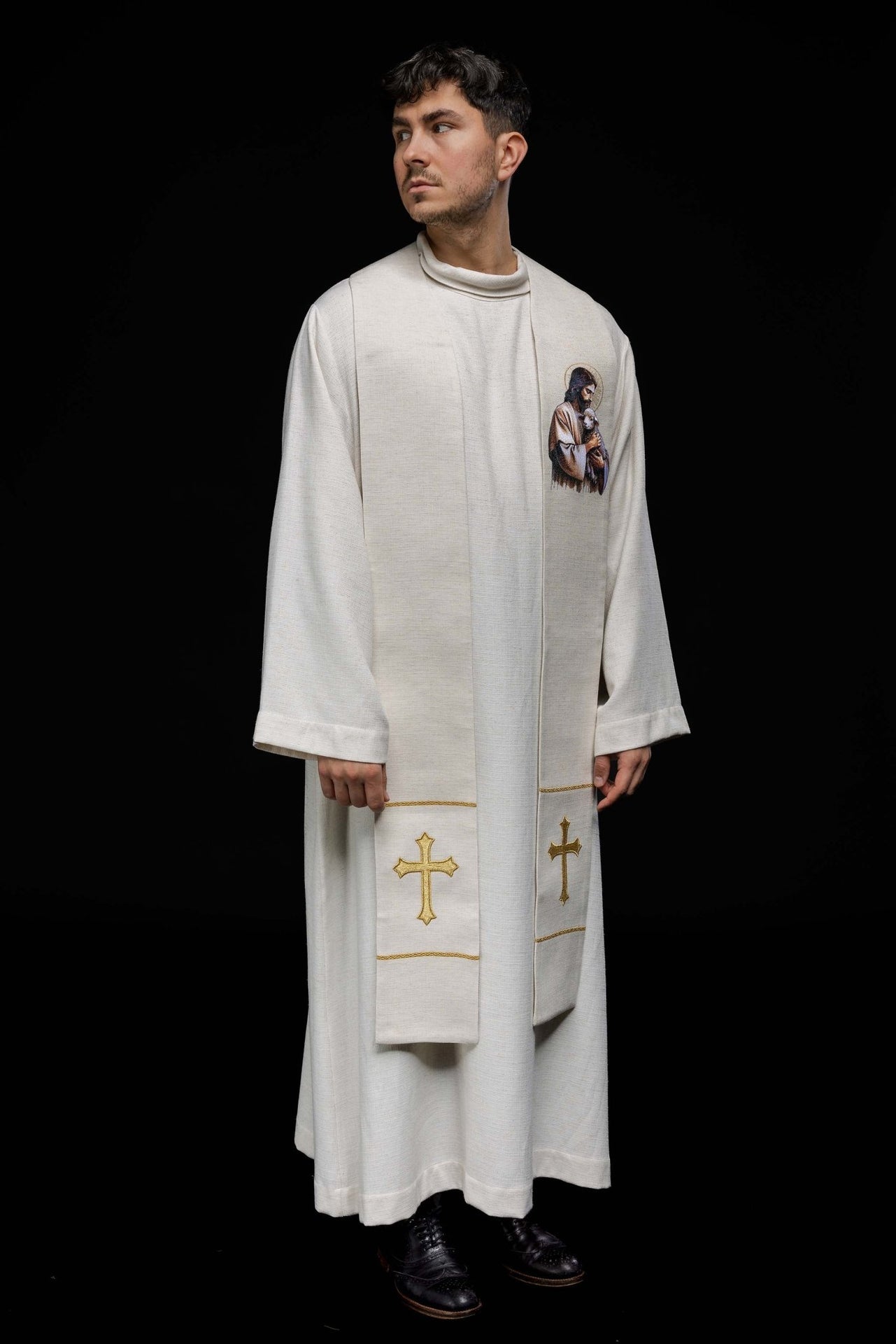 Stuła haftowana z wizerunkiem Jezusa Dobrego Pasterza z Barankiem