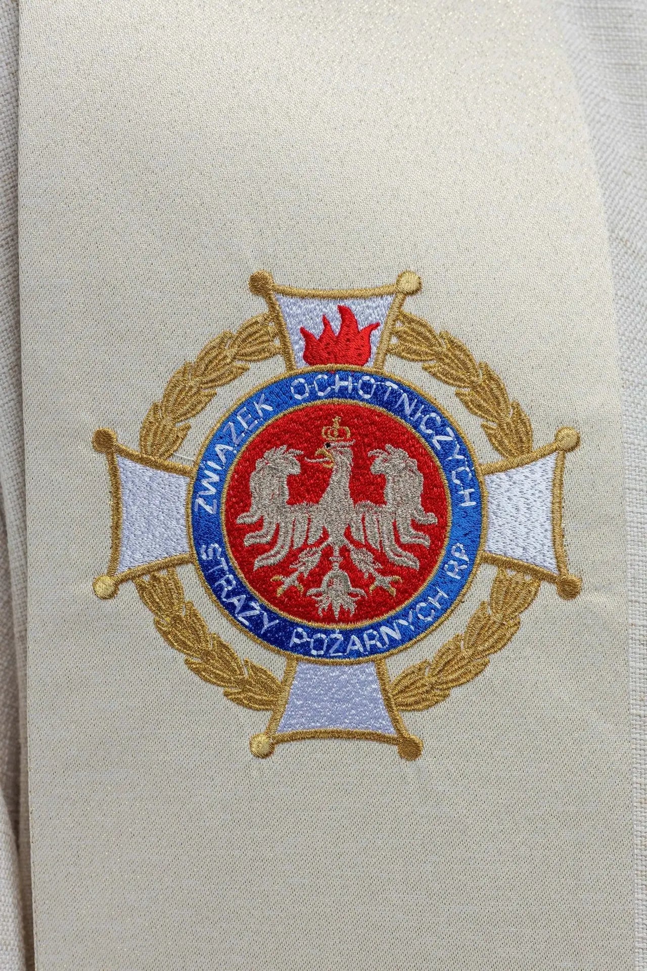 Estola bordada con la imagen de San Florián